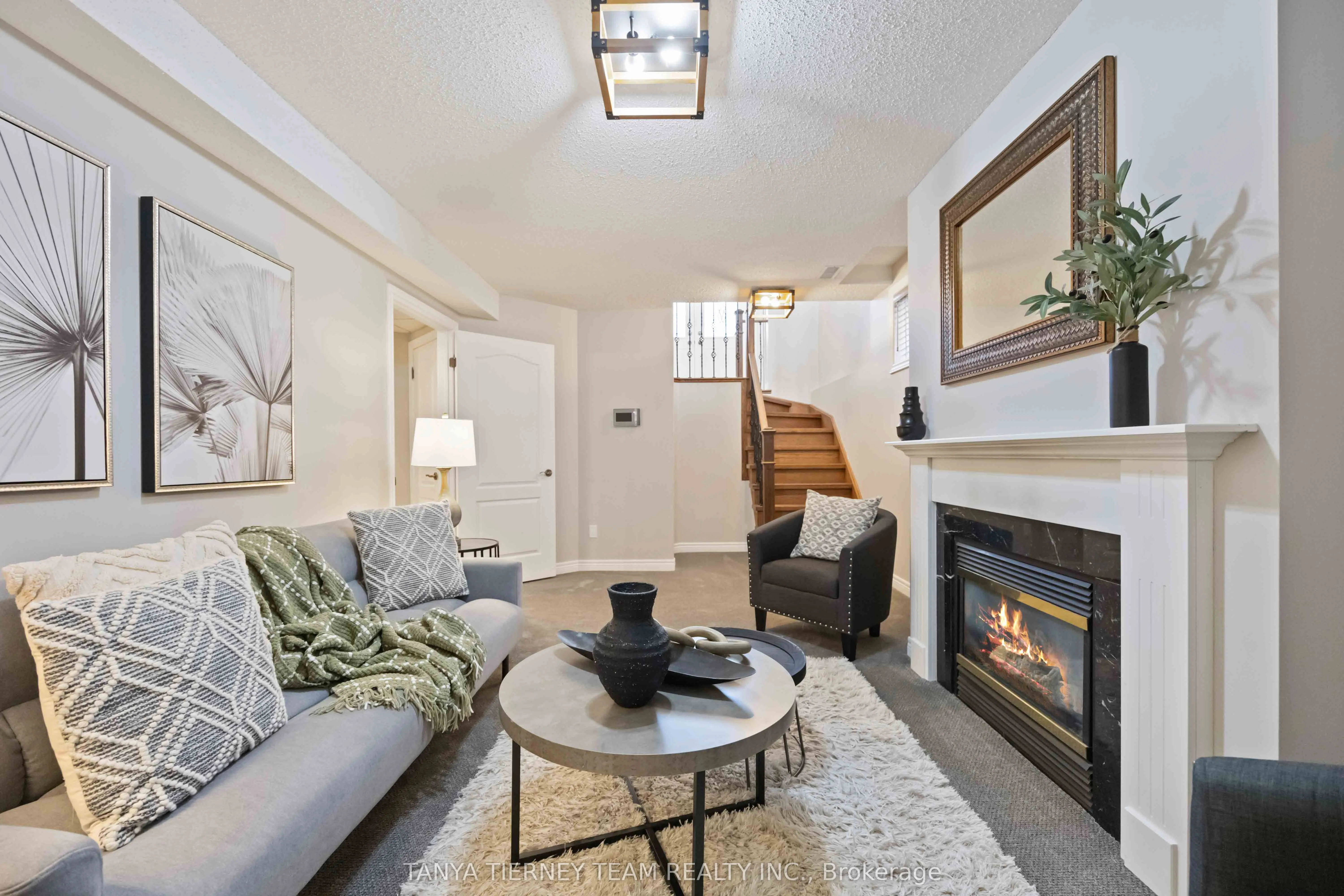16 Cody Avenue