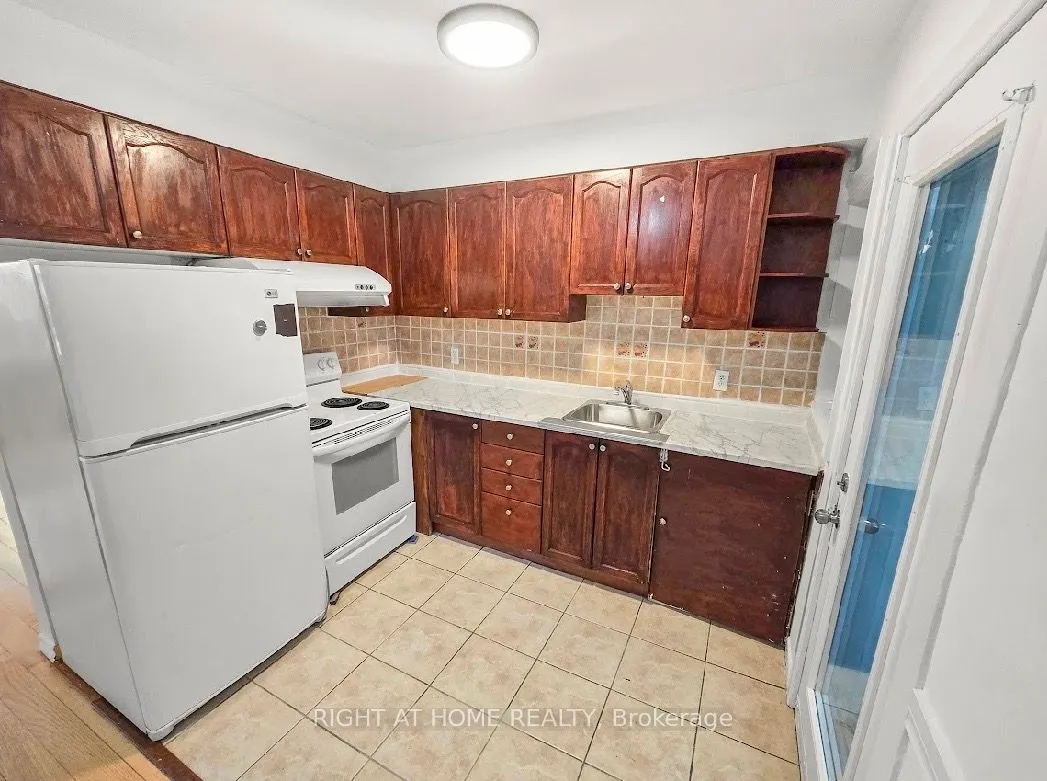 740 KENNEDY Road #49