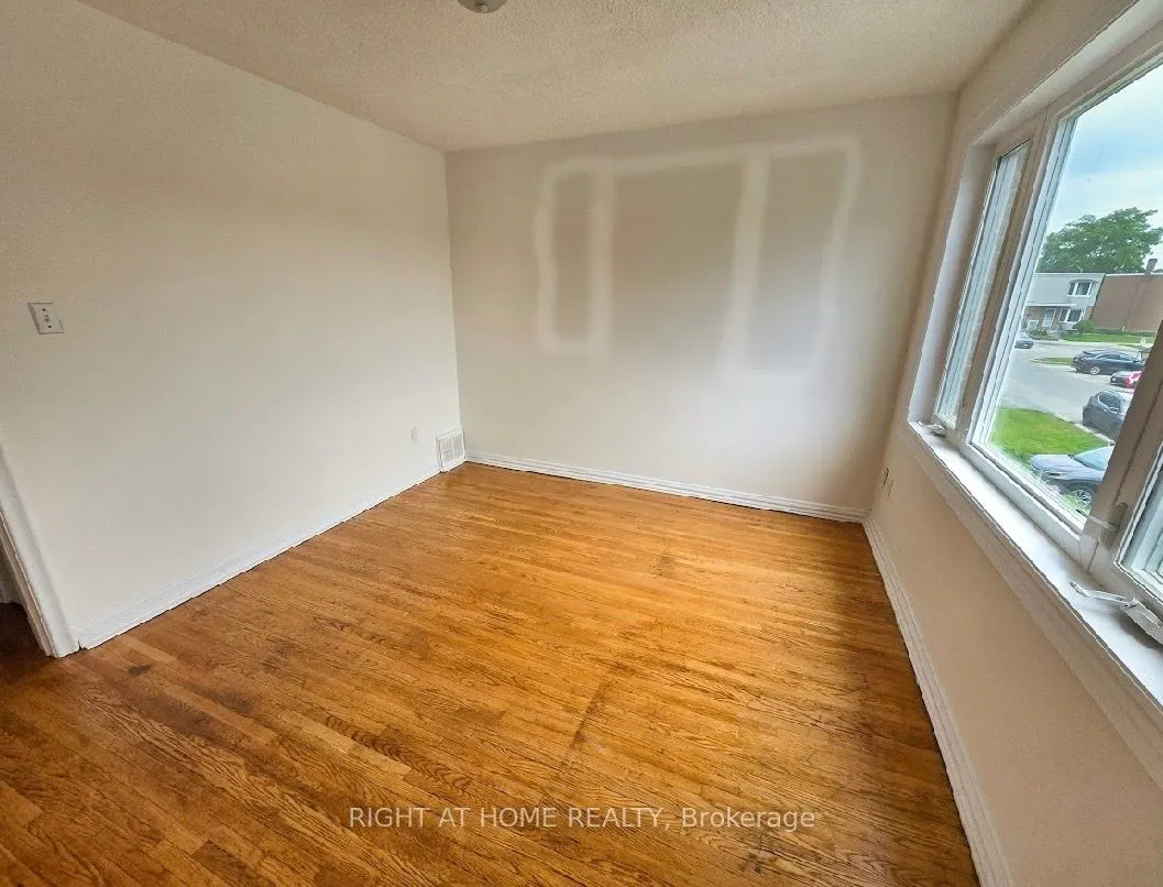 740 KENNEDY Road #49
