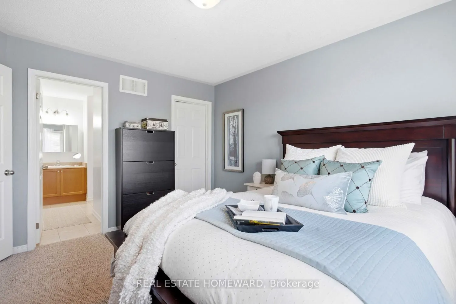 571 Longworth Avenue E #10