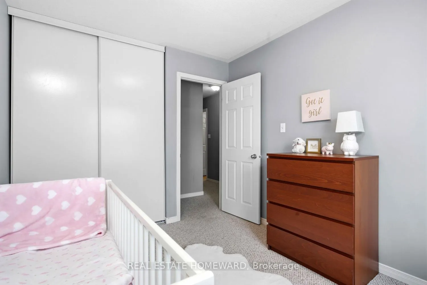 571 Longworth Avenue E #10