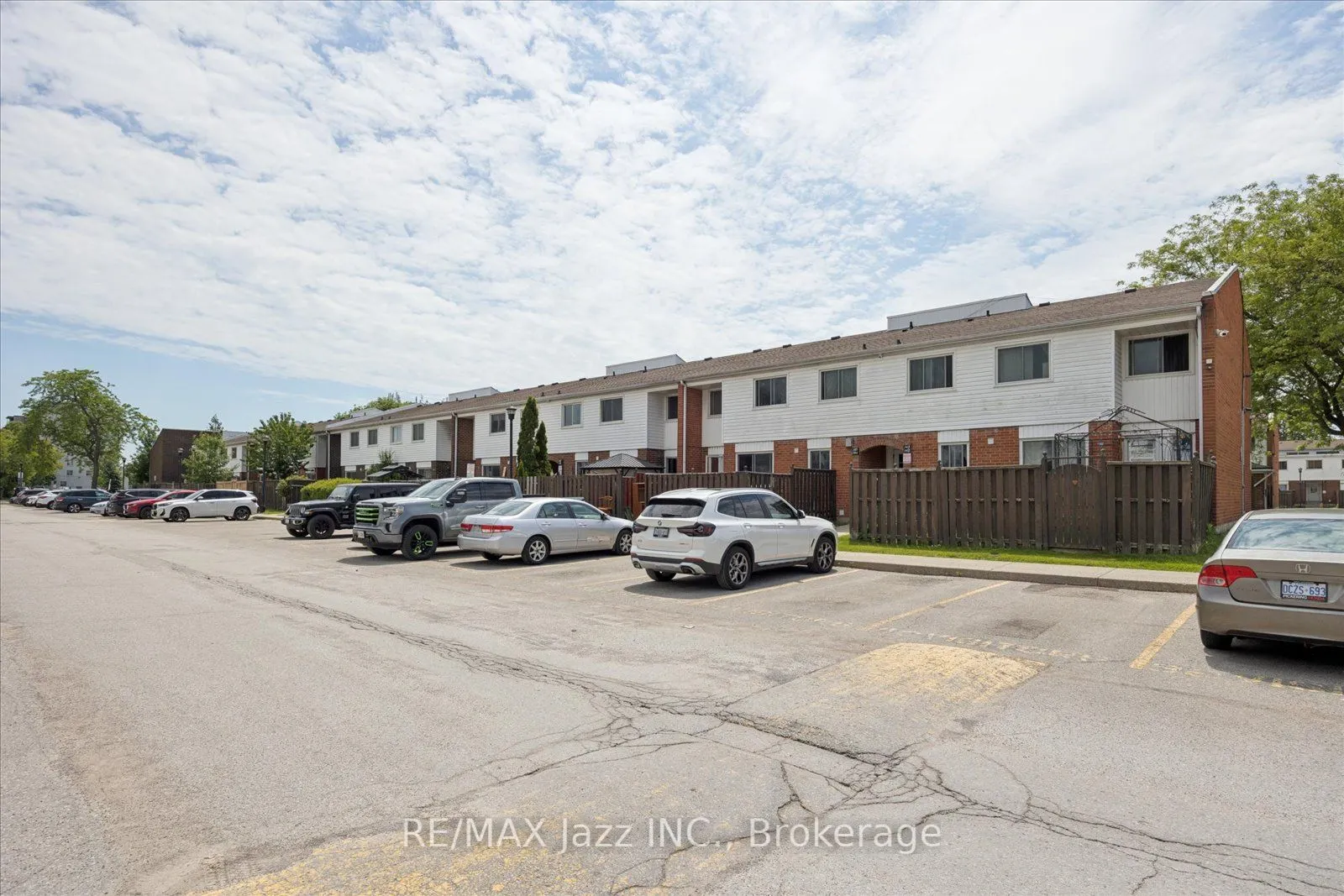 1010 Glen Street #144