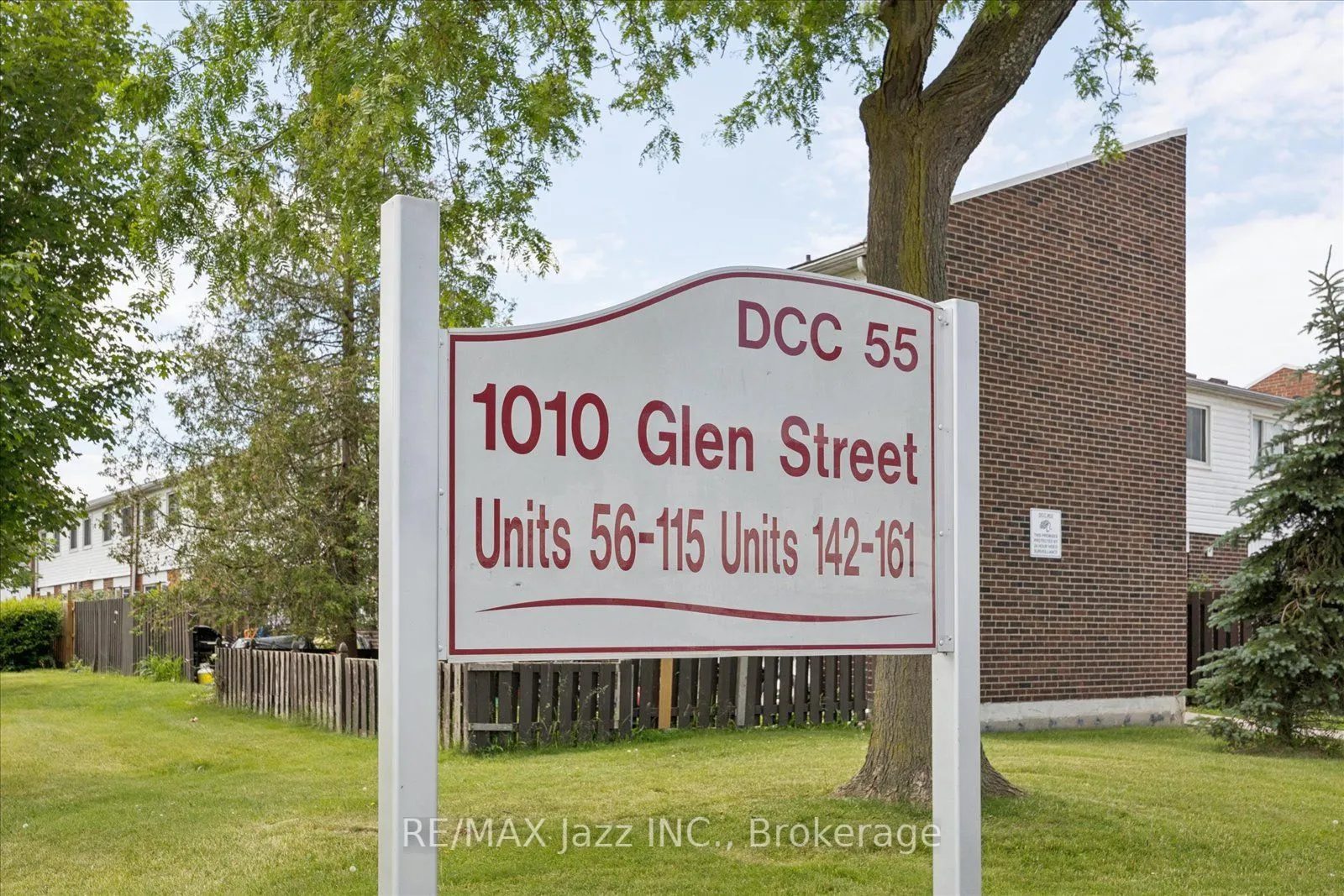 1010 Glen Street #144