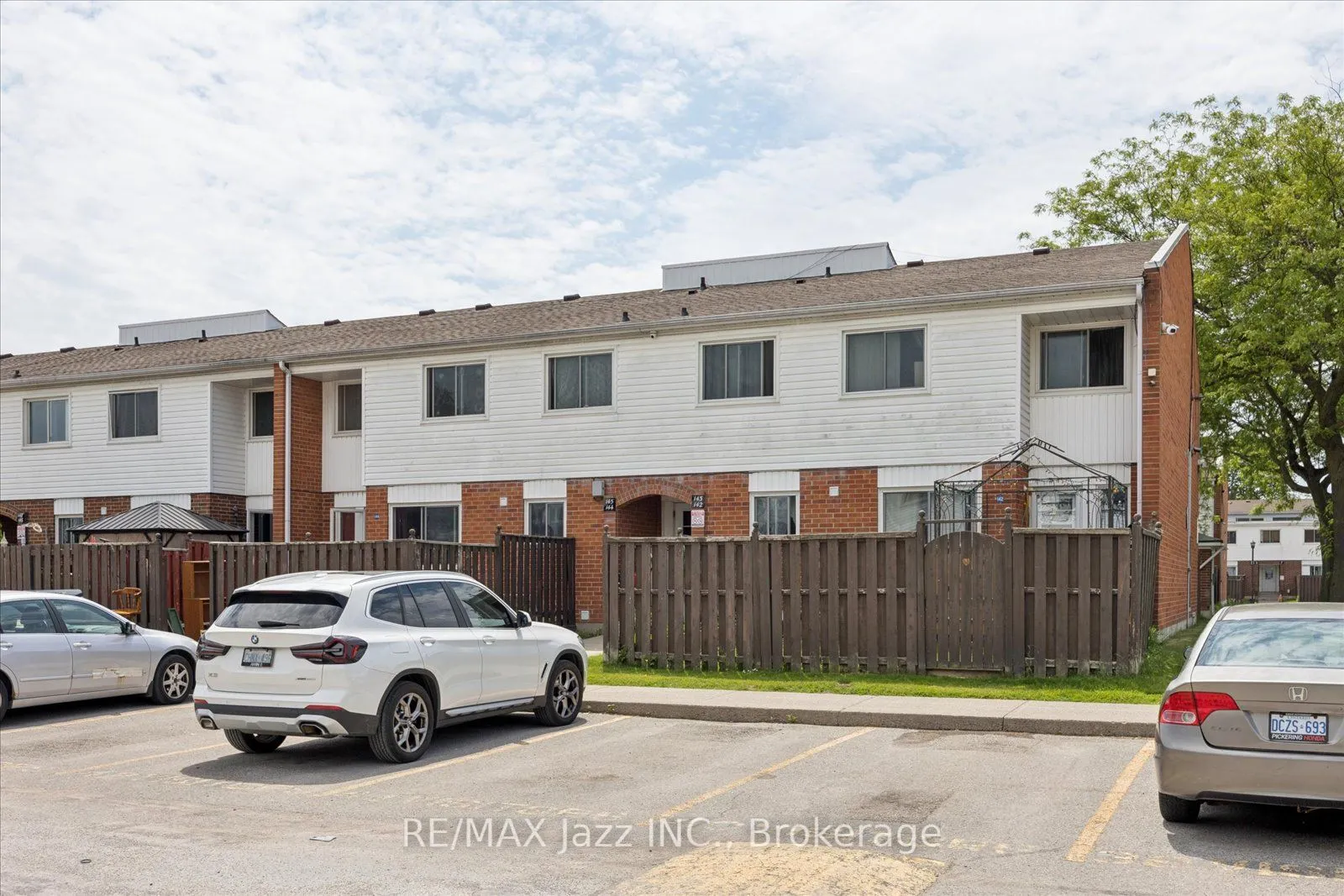 1010 Glen Street #144