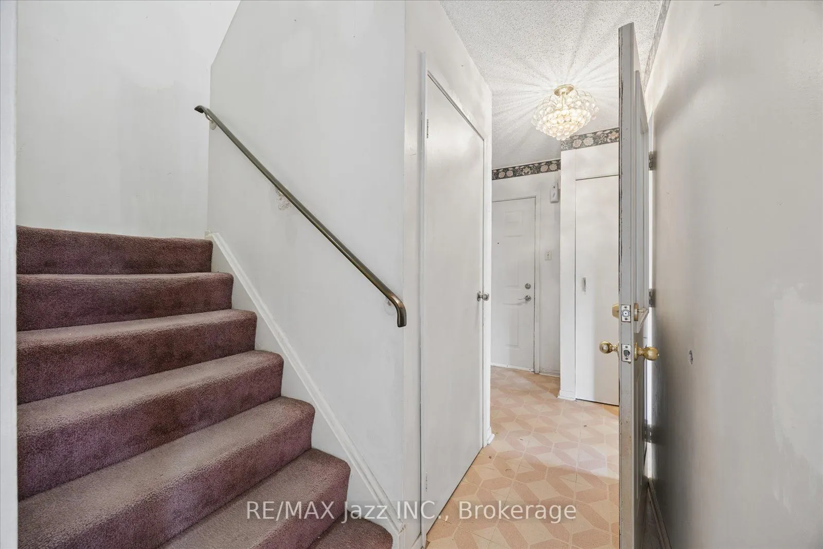 1010 Glen Street #144