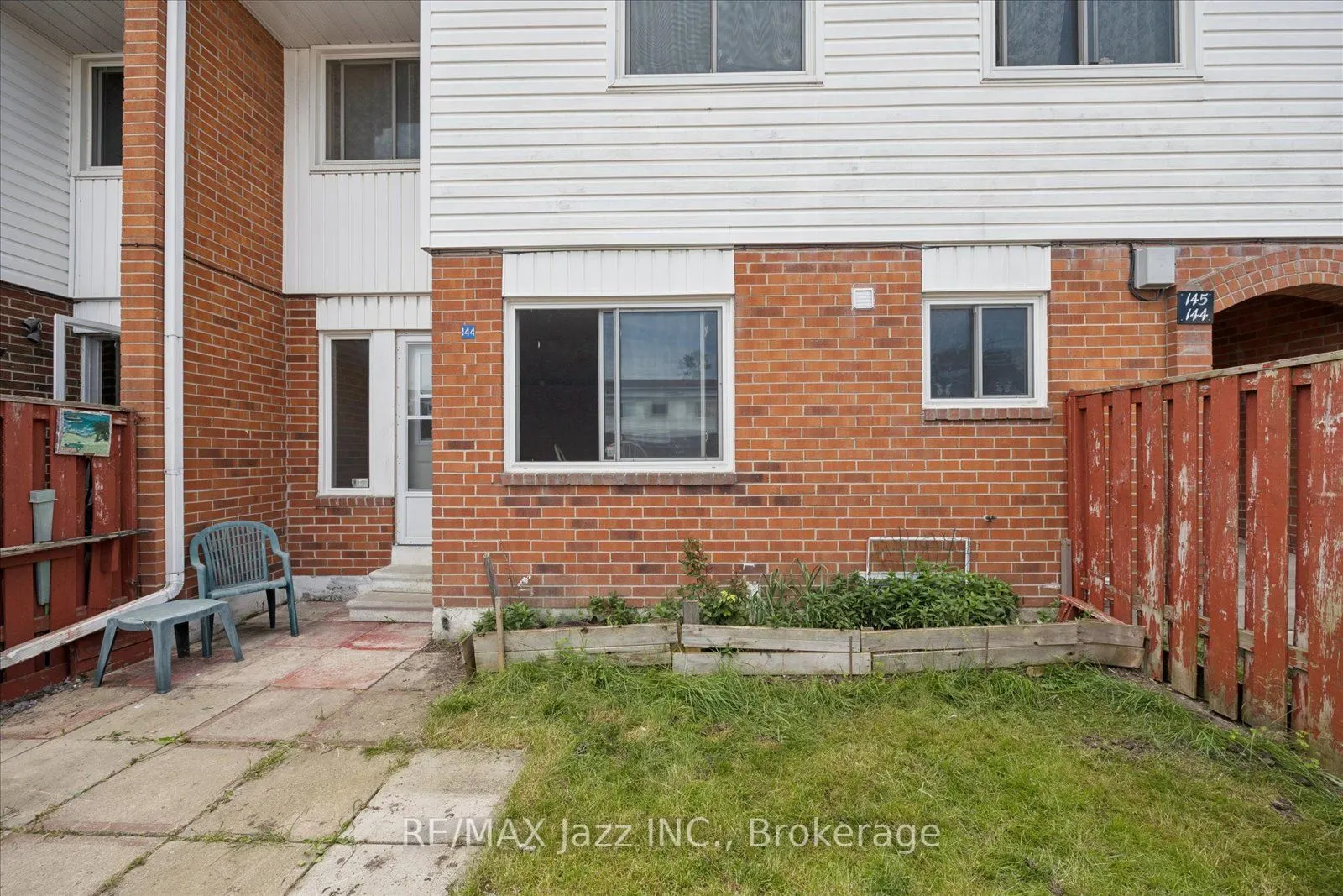 1010 Glen Street #144
