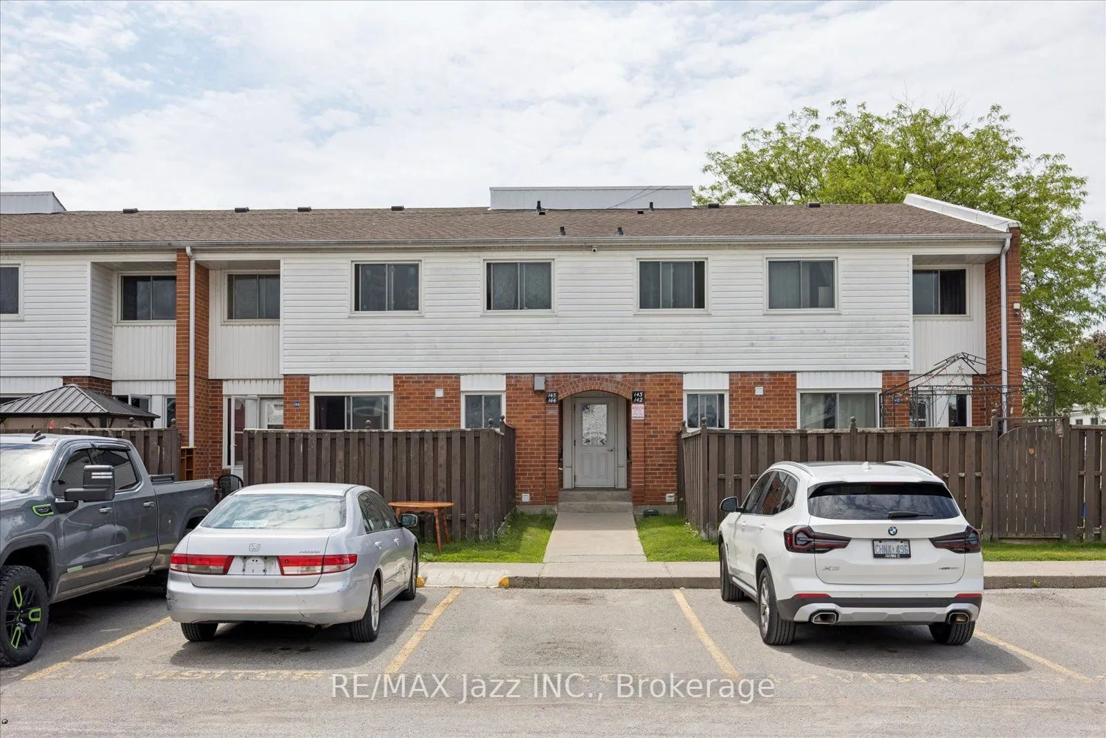 1010 Glen Street #144