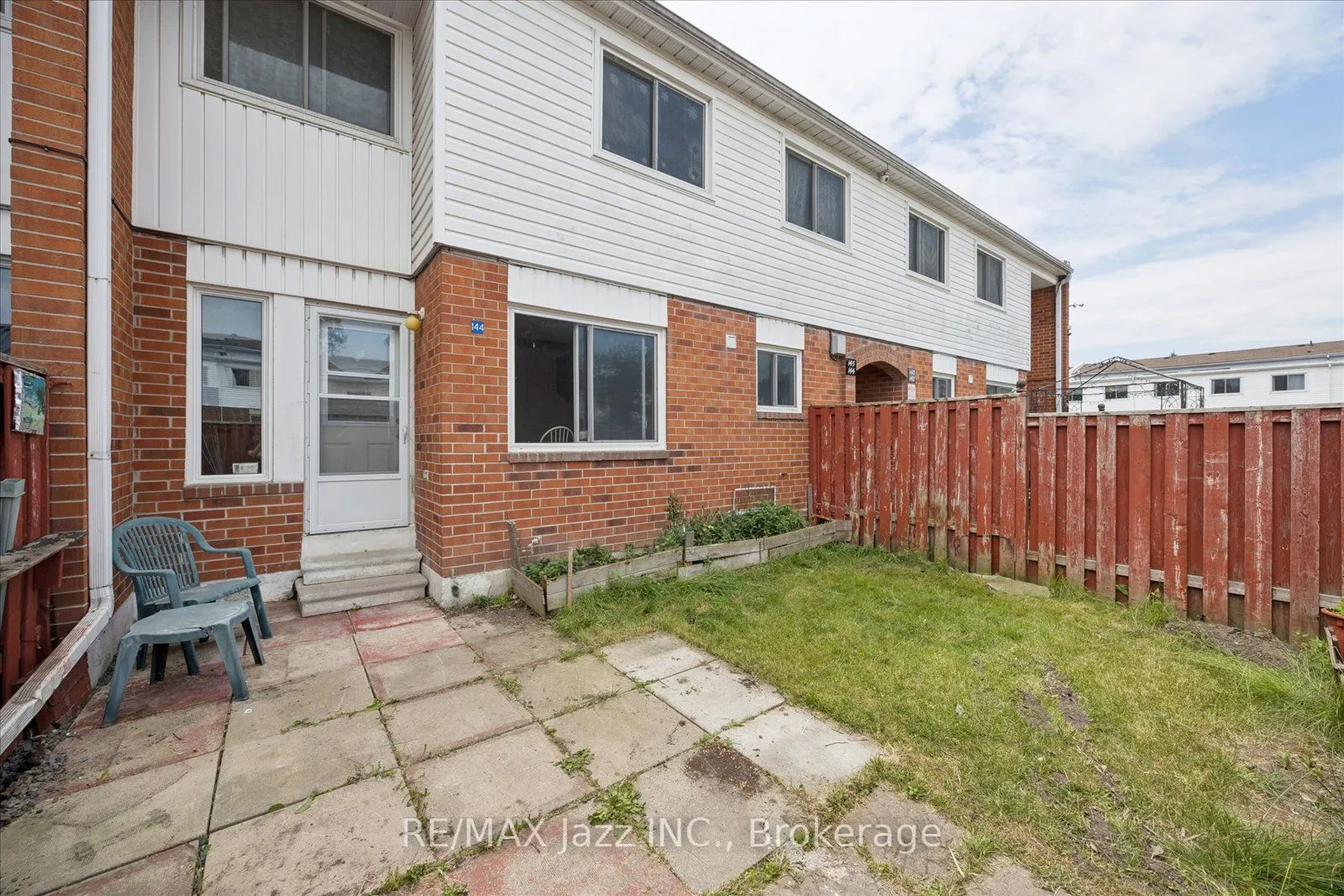 1010 Glen Street #144