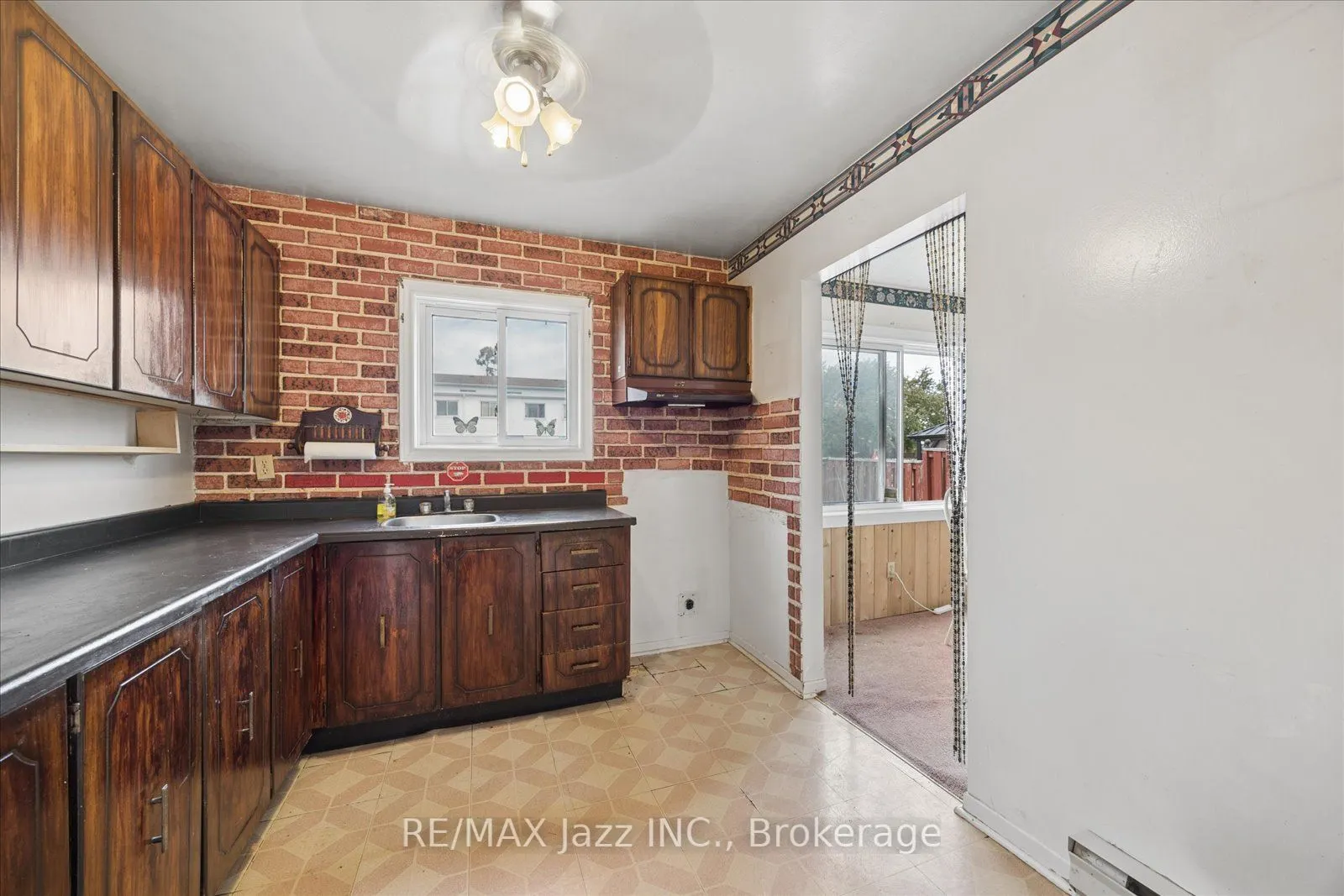 1010 Glen Street #144