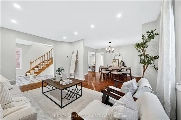 17 Payzac Avenue