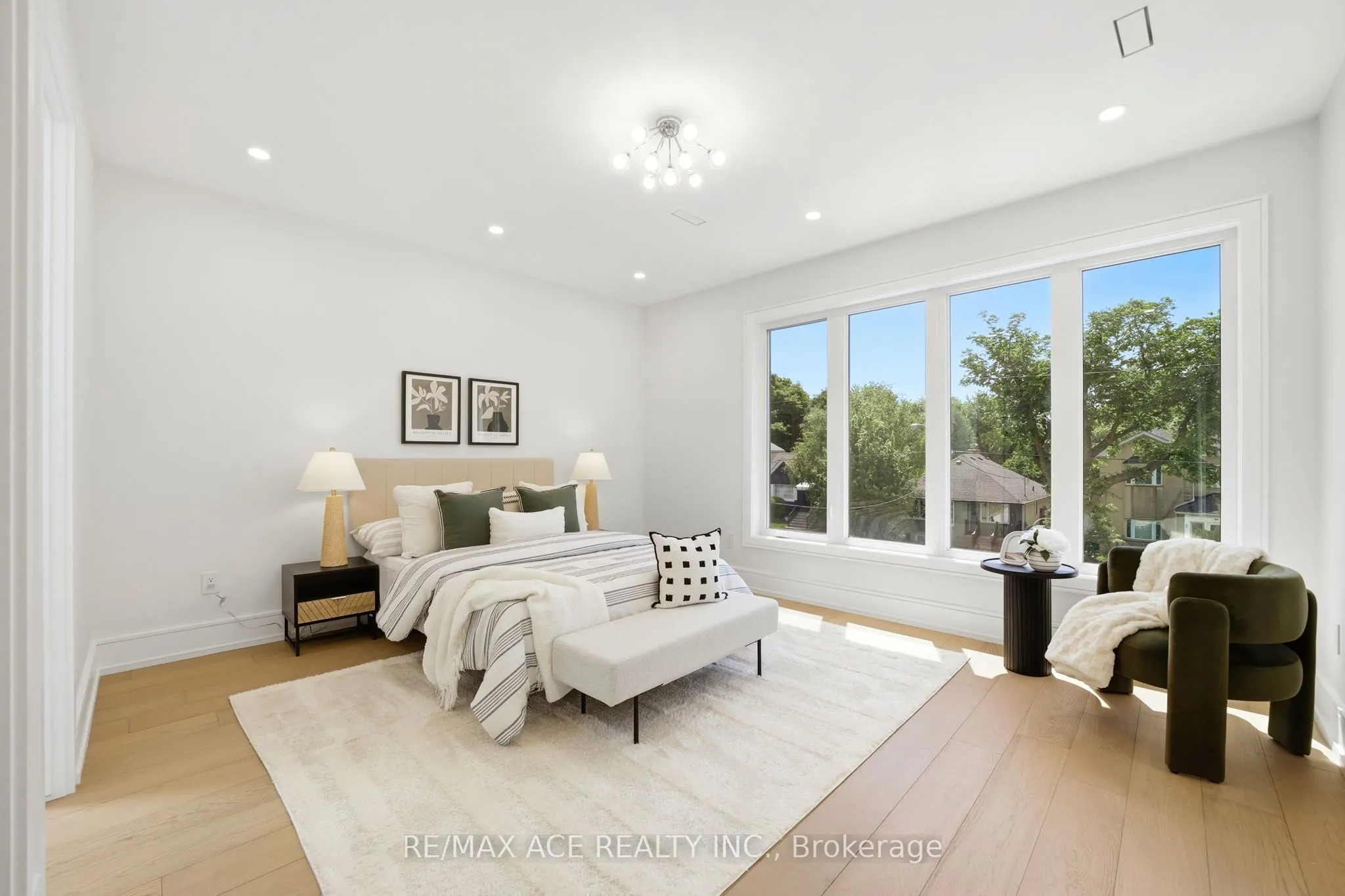 61 Harewood Avenue