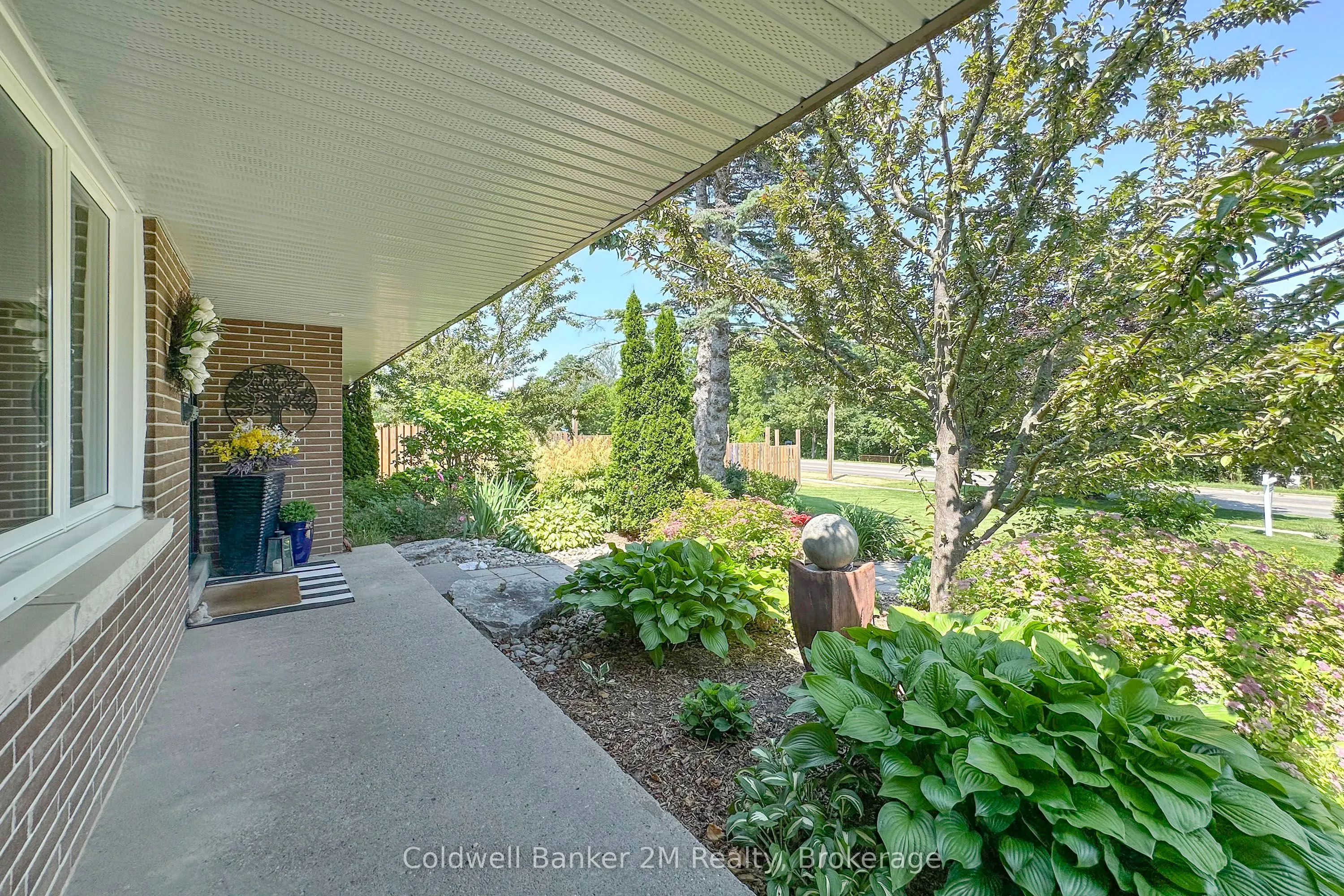 276 Park Road N