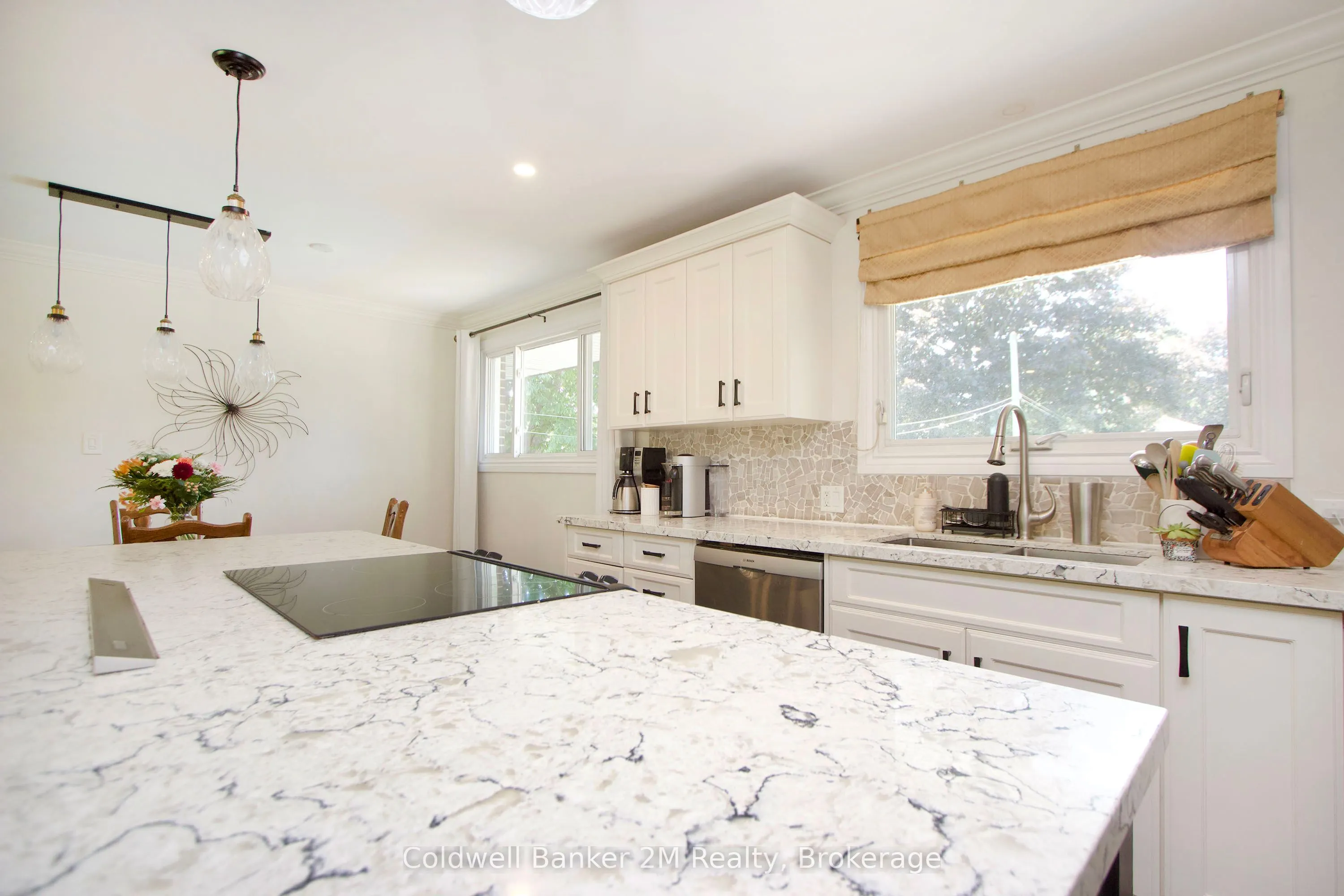 276 Park Road N