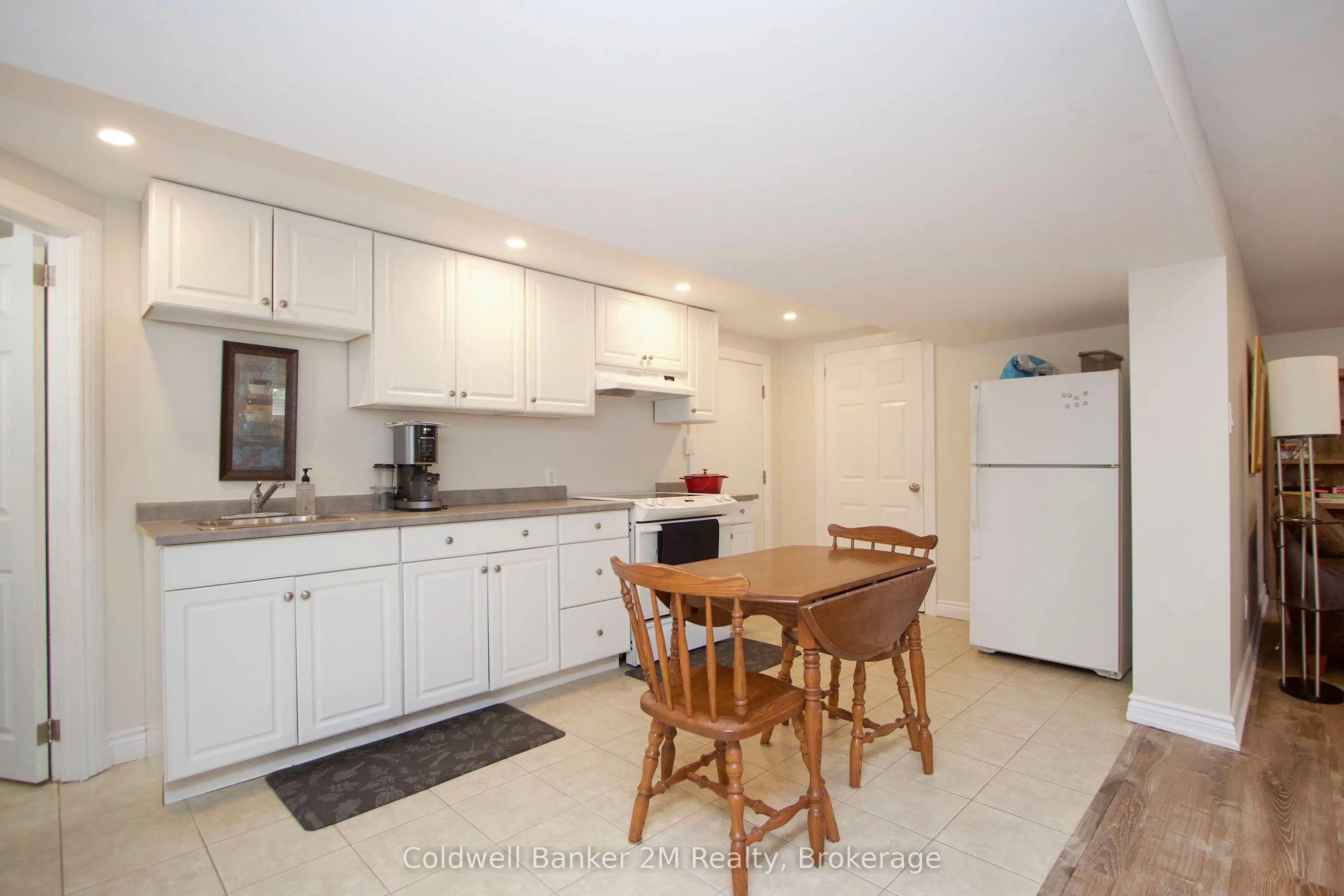 276 Park Road N