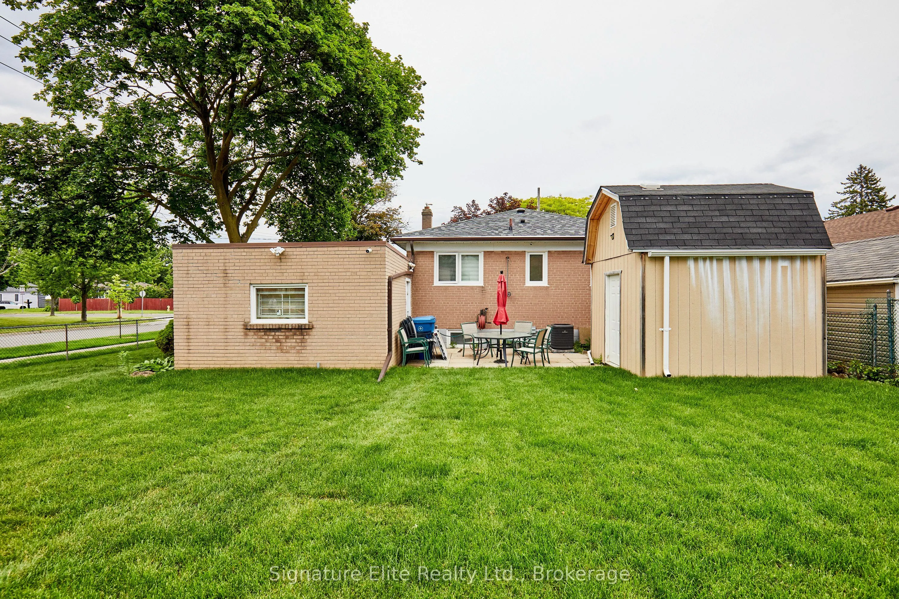100A Kitchener Road #Lower