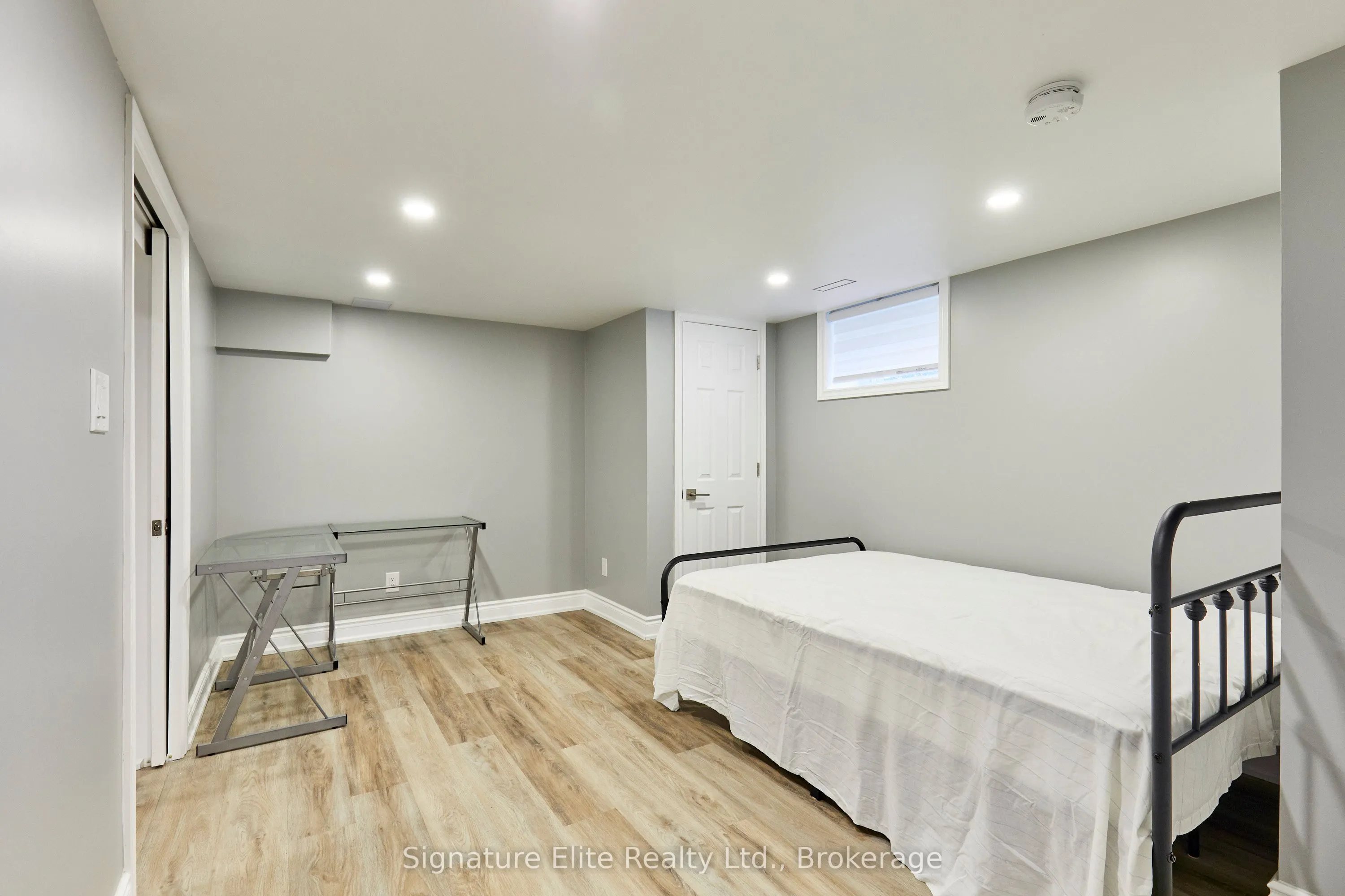100A Kitchener Road #Lower
