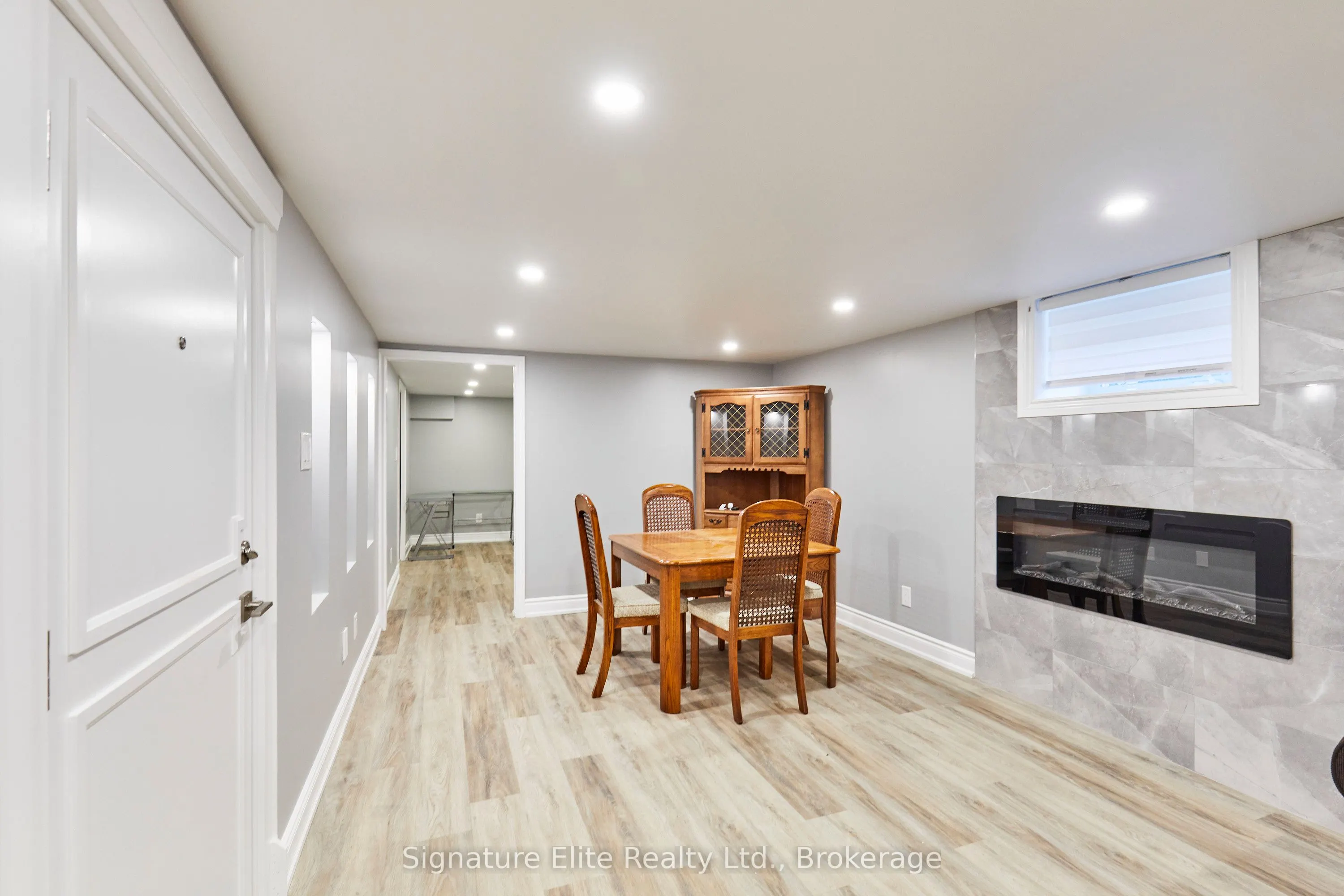 100A Kitchener Road #Lower