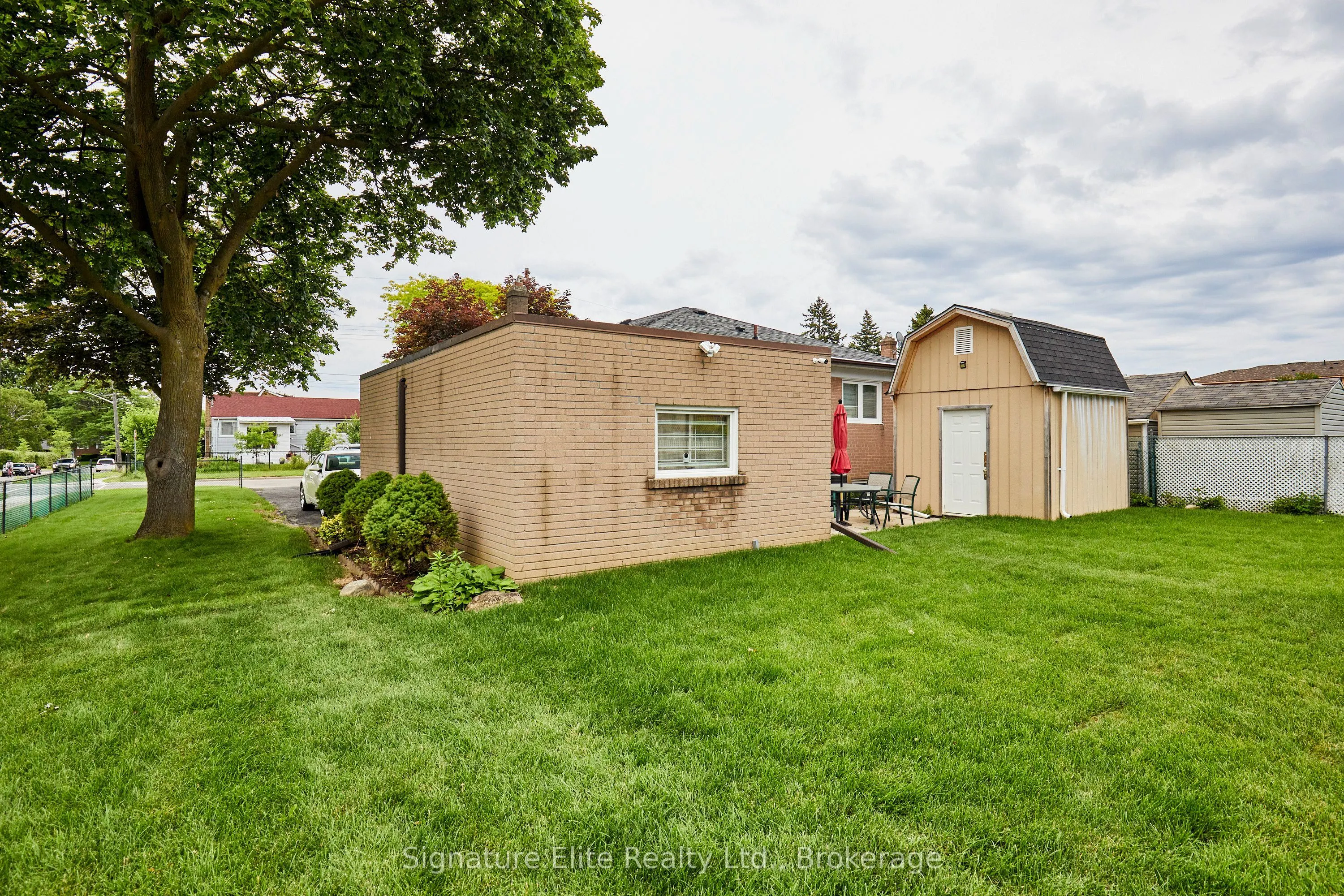 100A Kitchener Road #Lower