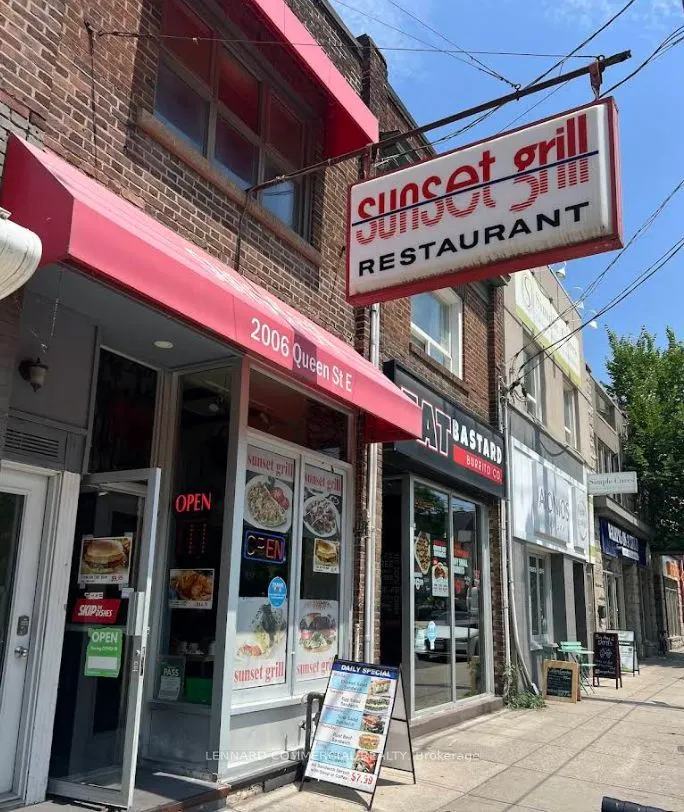 2006 Queen Street E