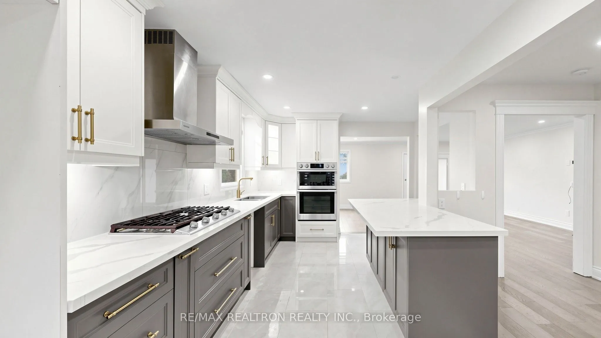 72 Halfmoon Square