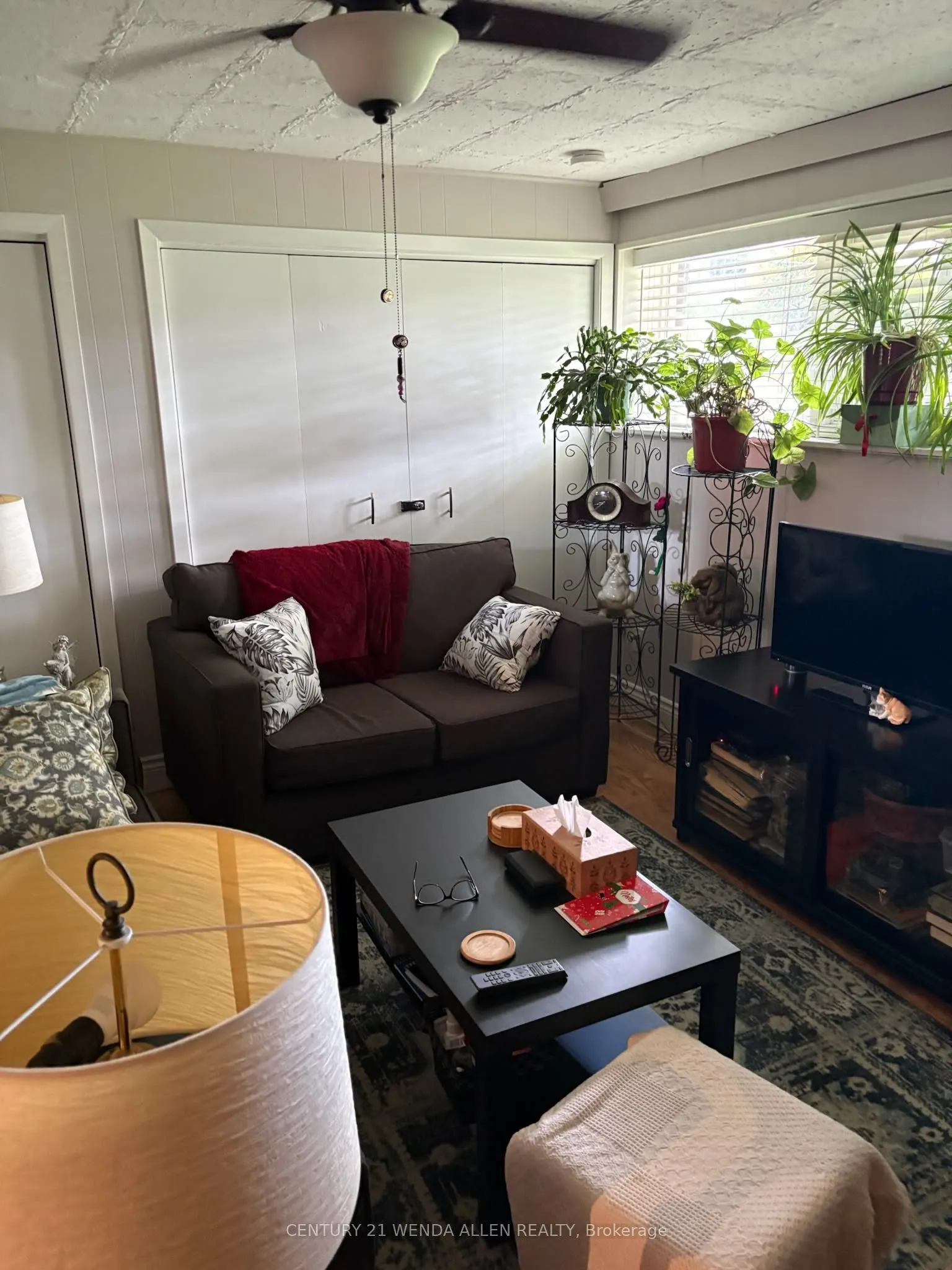 558 Lansdowne Drive