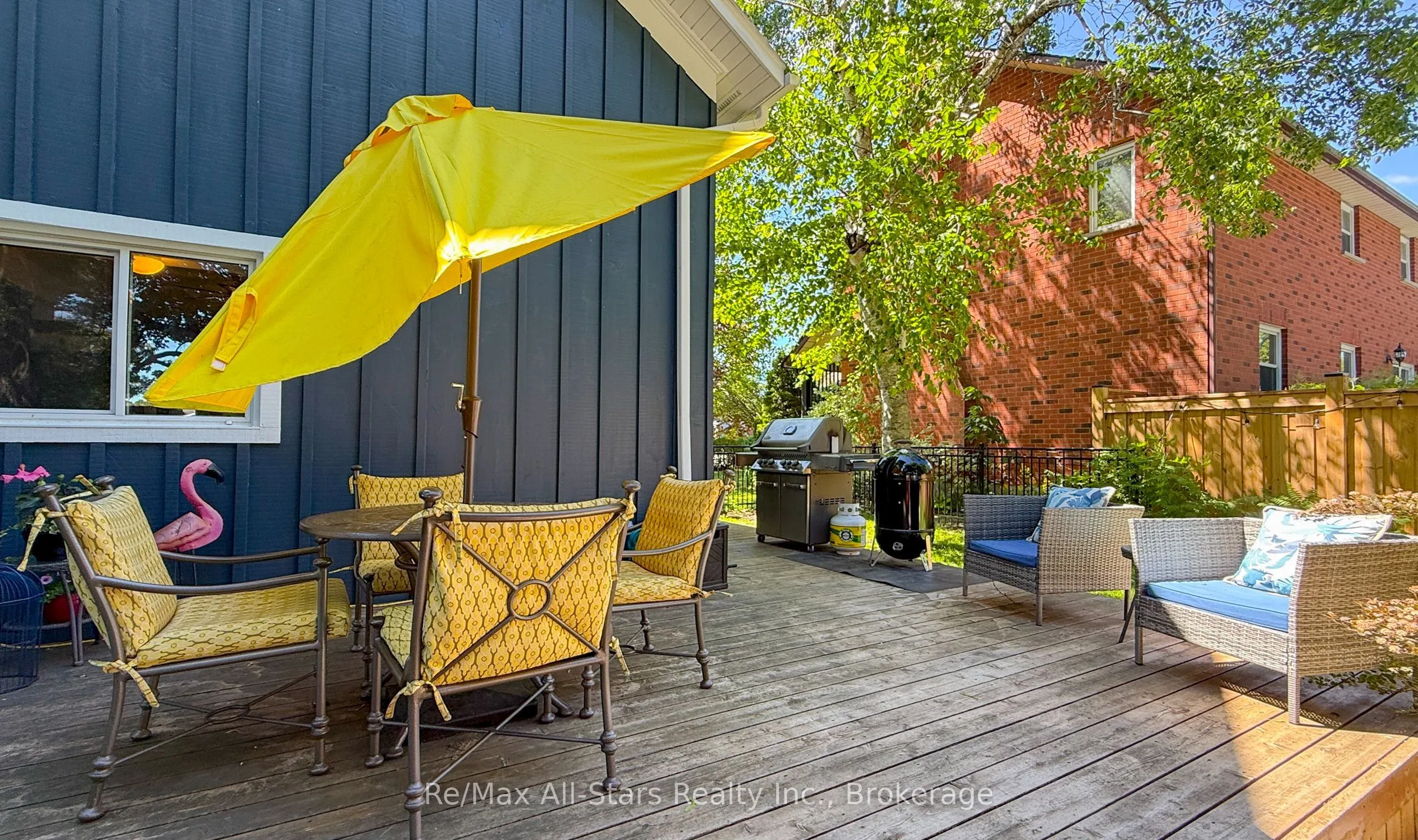36 Emily Street E