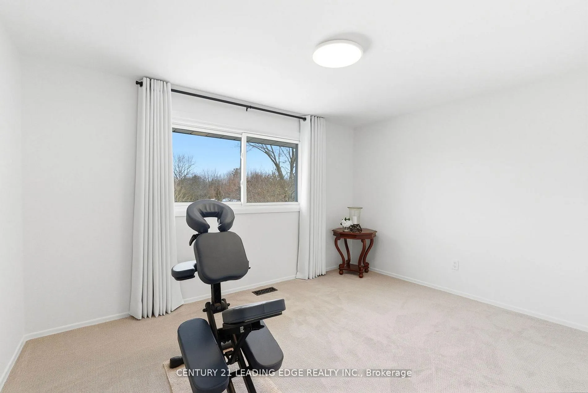 581 Arnhem Drive