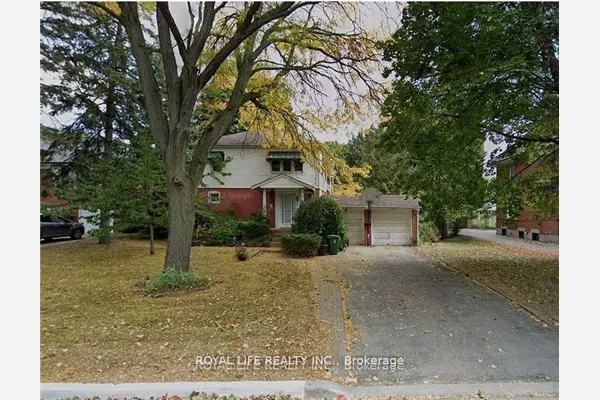 33 Agincourt Drive