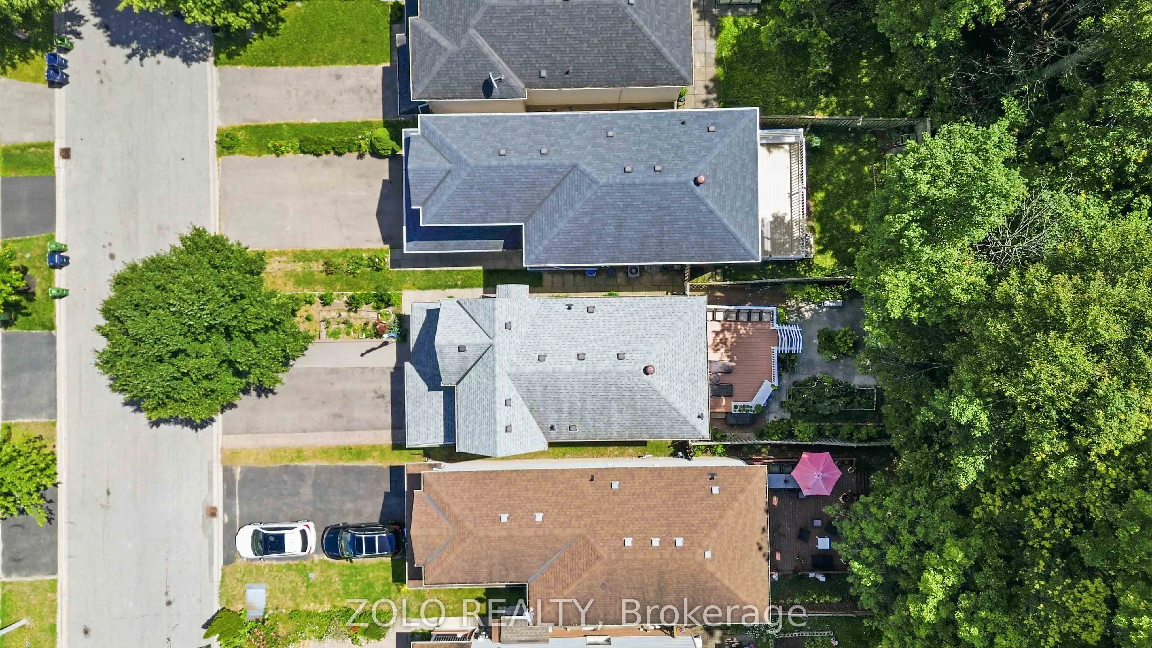 82 Piperbrook Crescent