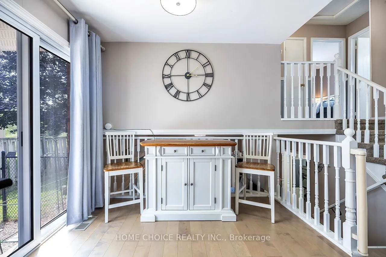 34 Goldpine Avenue