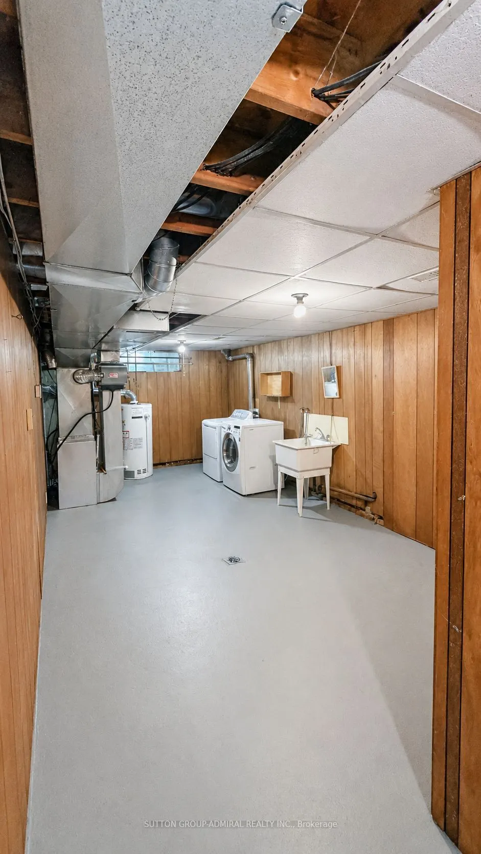 865 Regent Drive