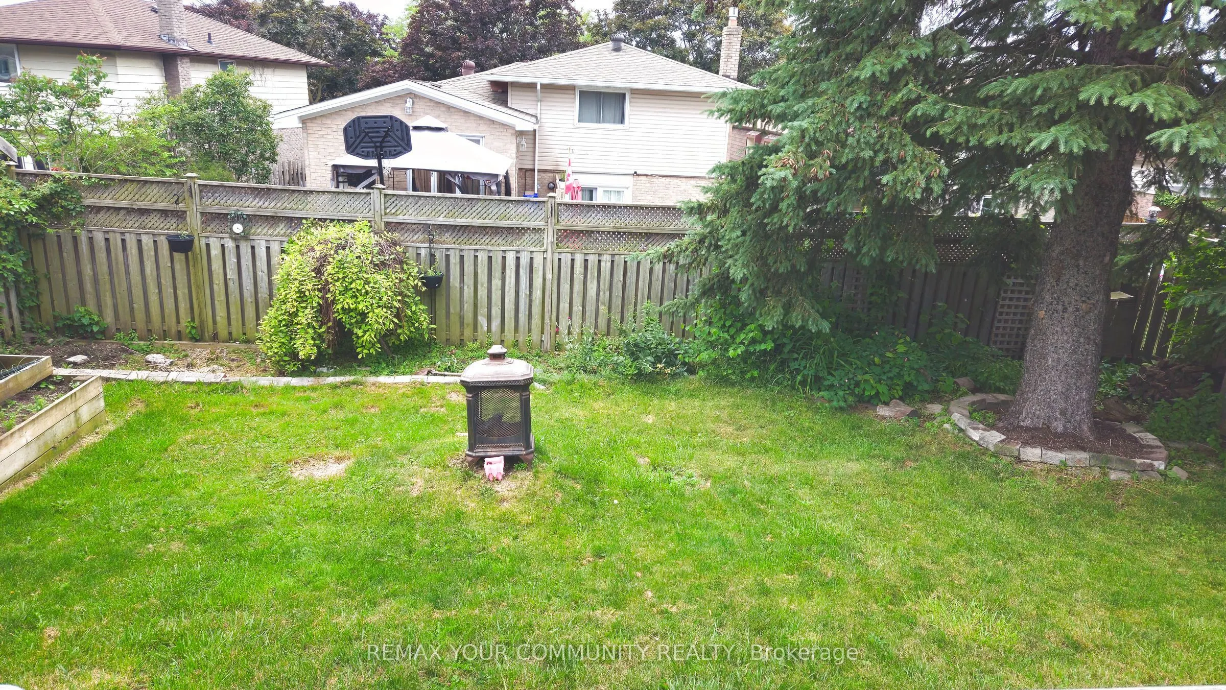520 Cromwell Avenue
