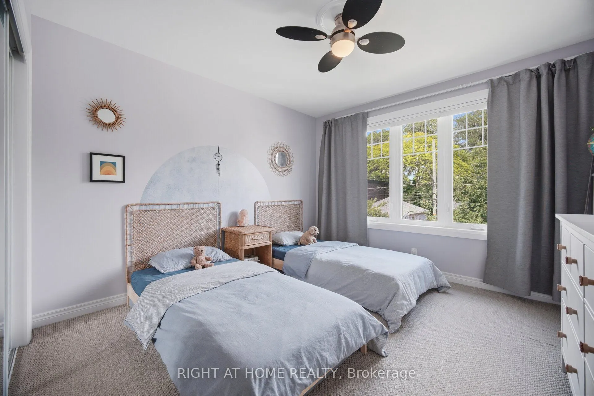 18 Vanbrugh Avenue