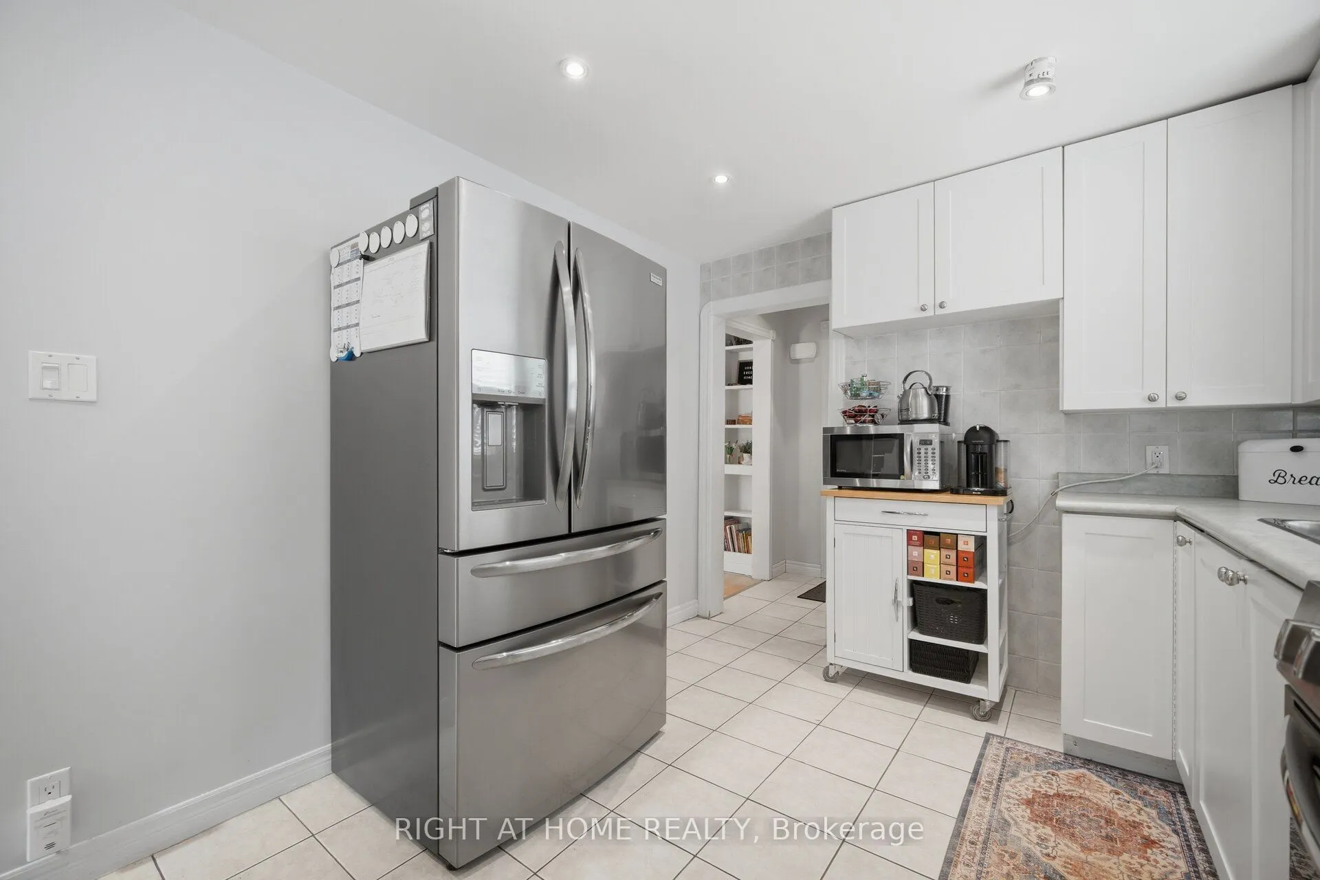 18 Vanbrugh Avenue