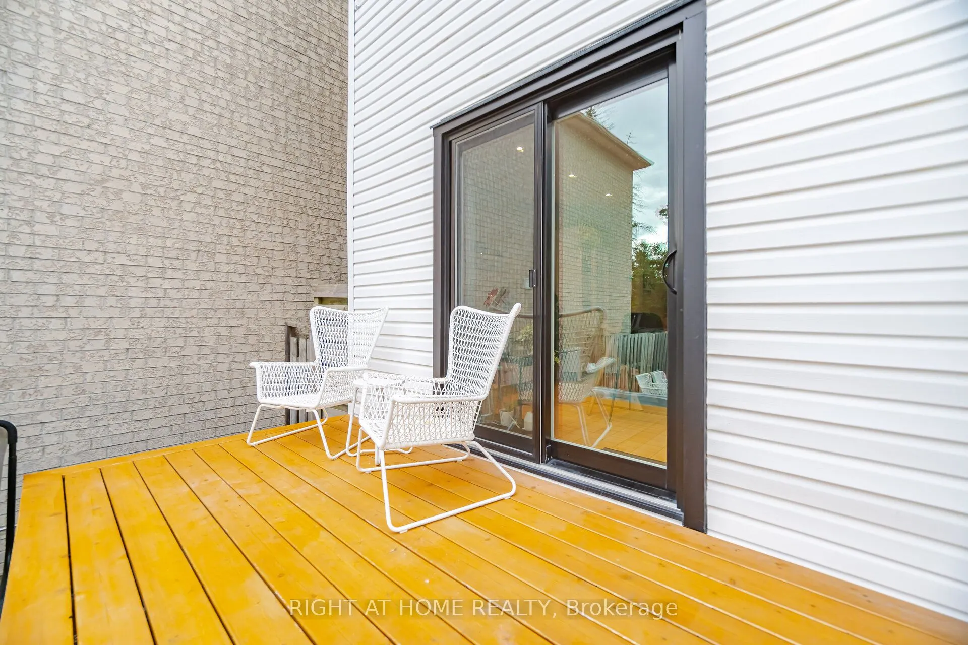 18 Vanbrugh Avenue