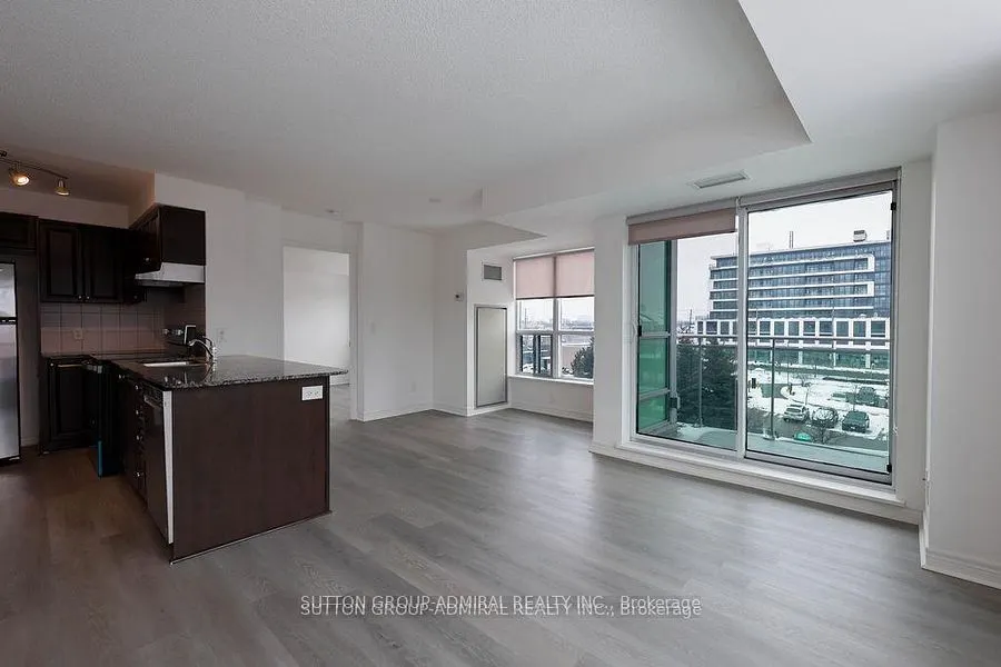 60 Fairfax Crescent #409