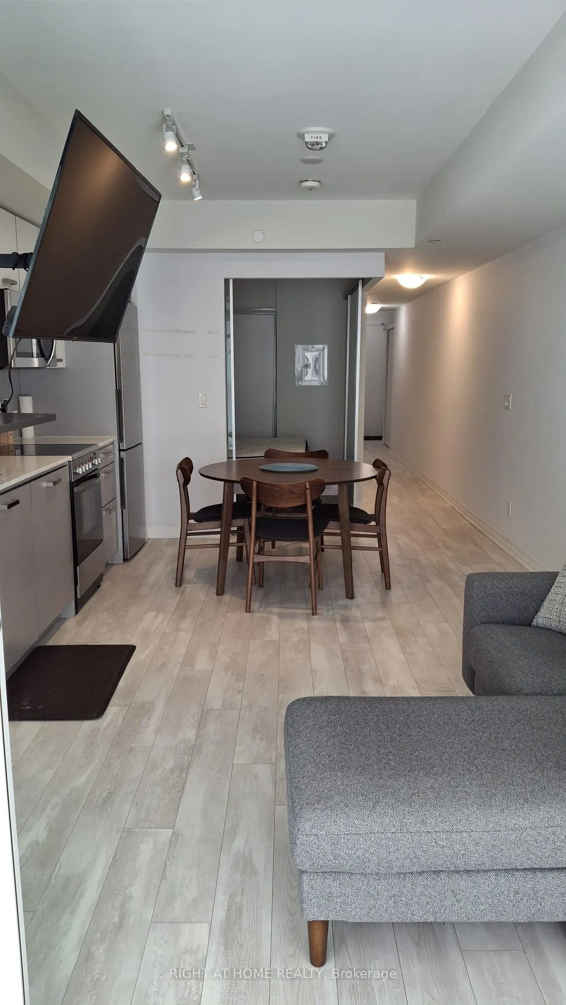 1630 Queen Street E #211