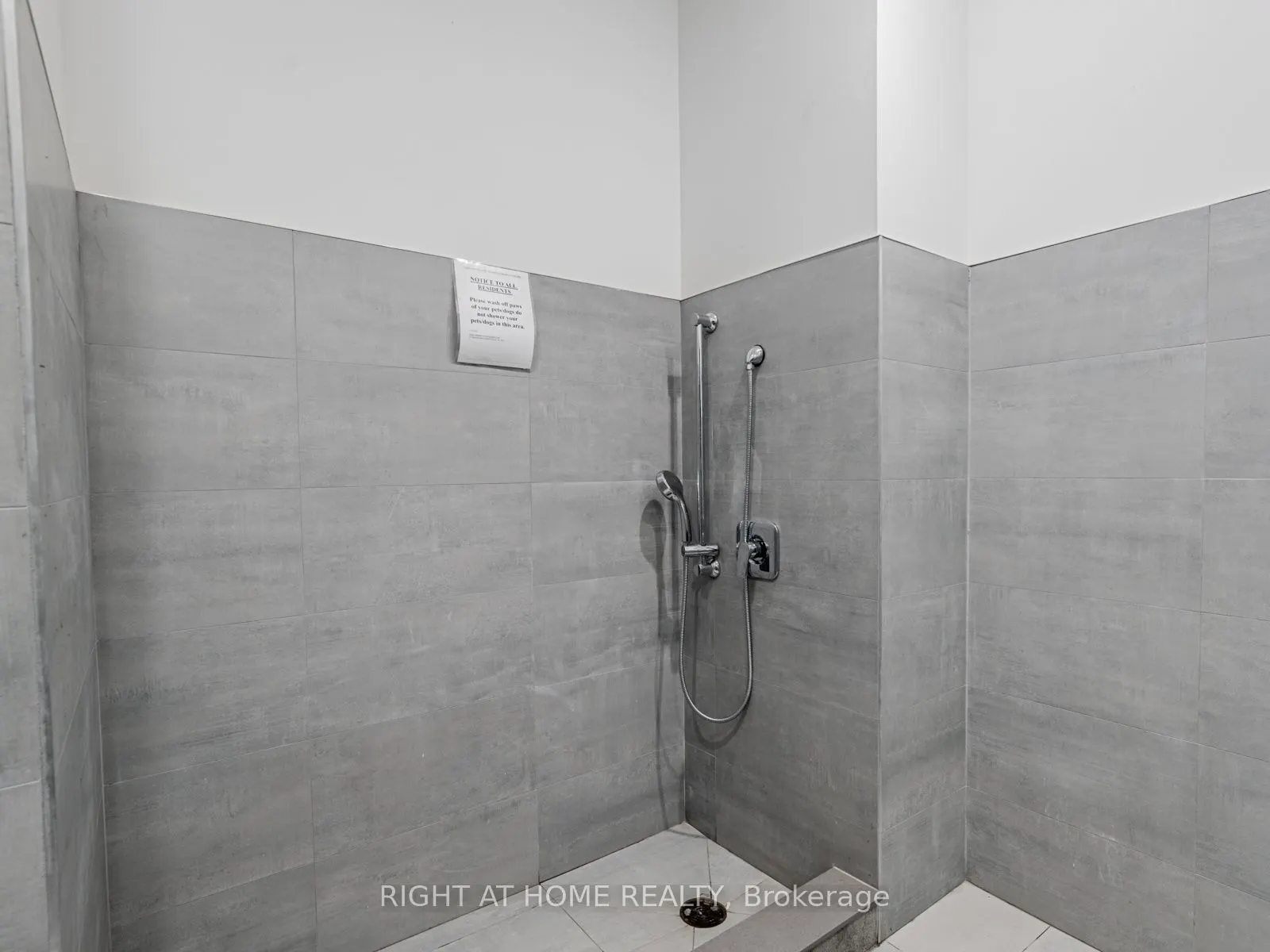 1630 Queen Street E #211