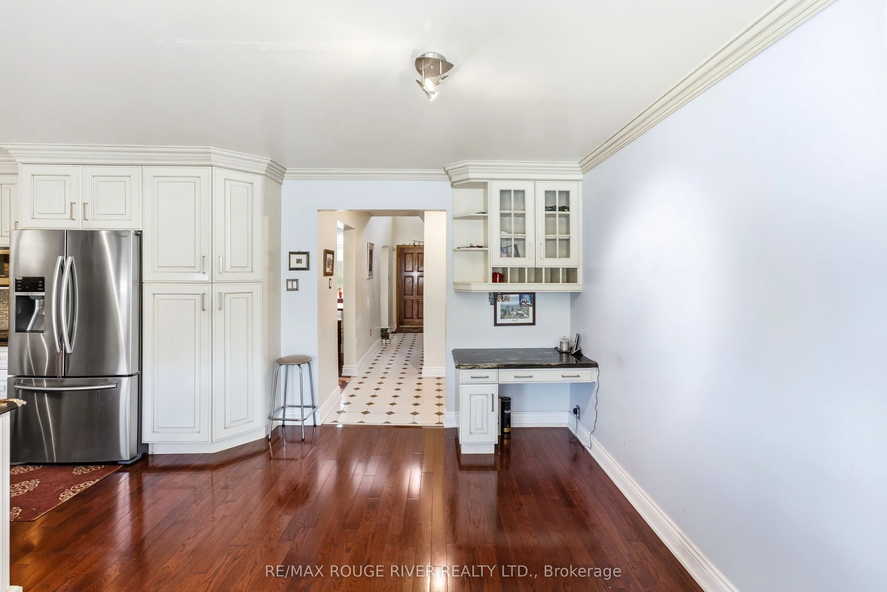 51 Sugarbush Square