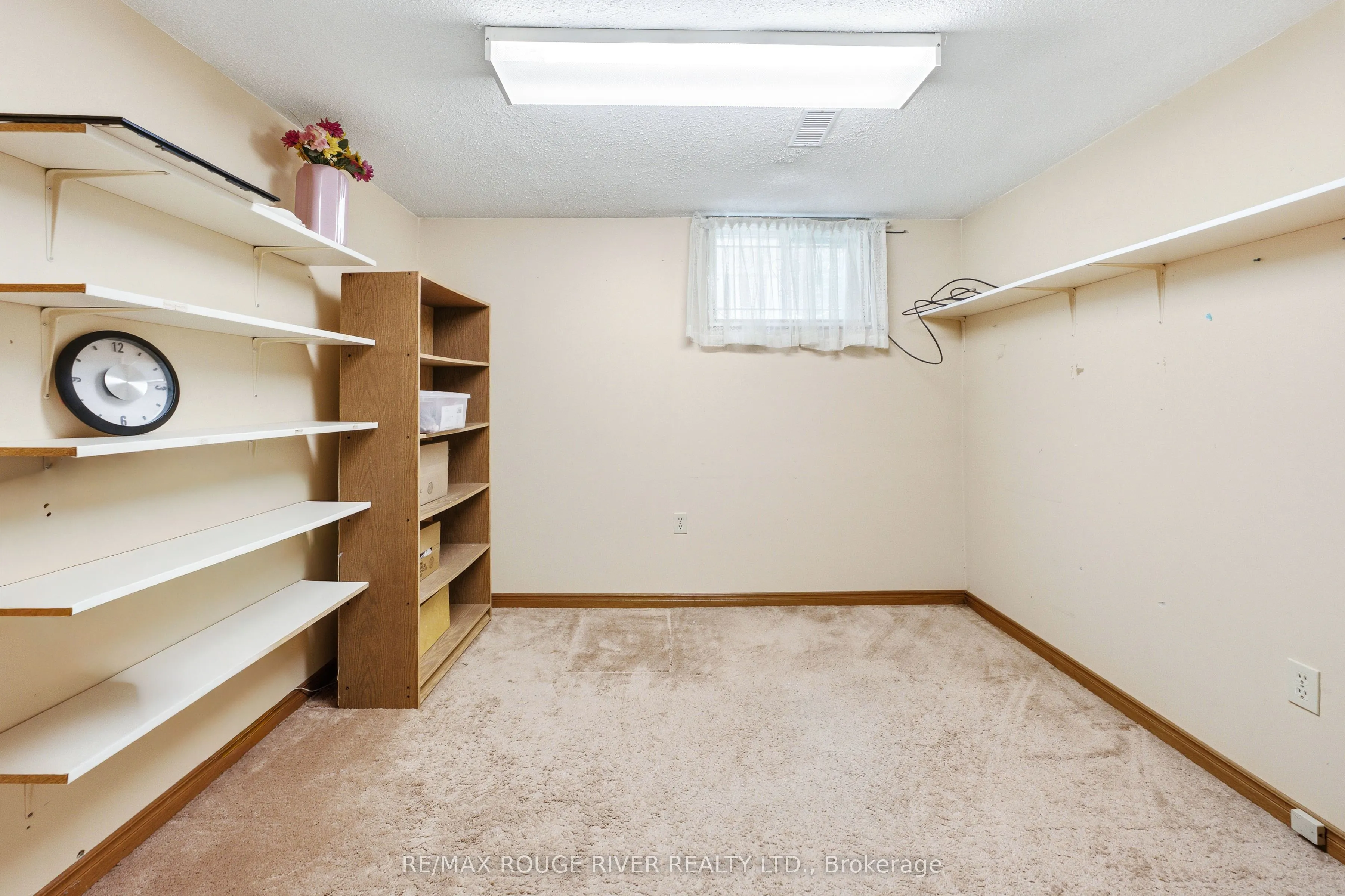 51 Sugarbush Square