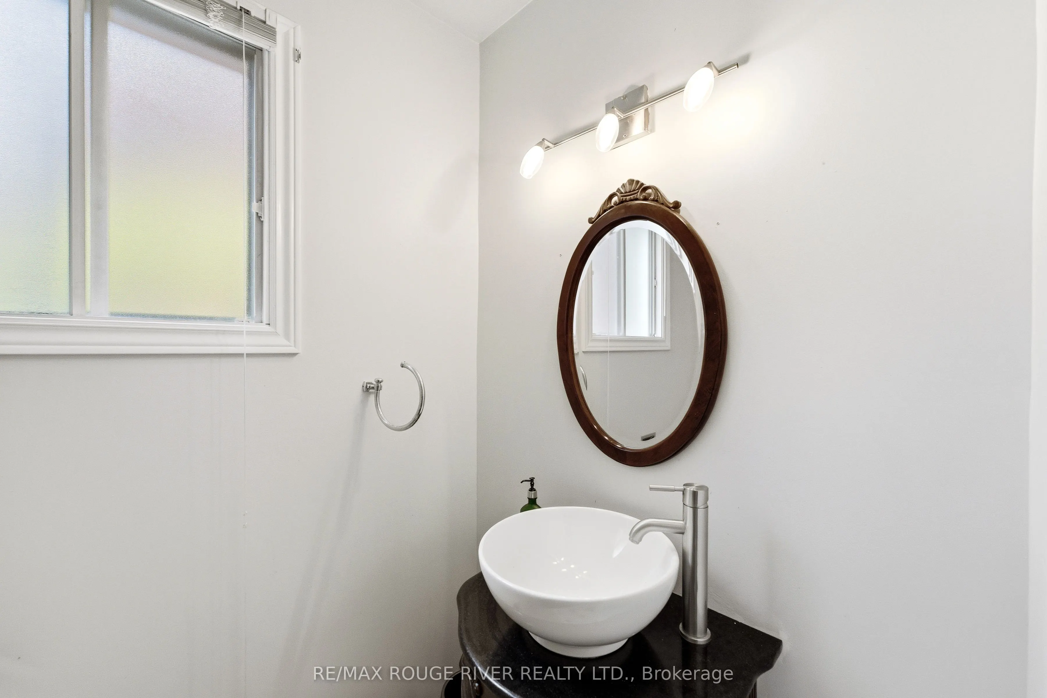 51 Sugarbush Square