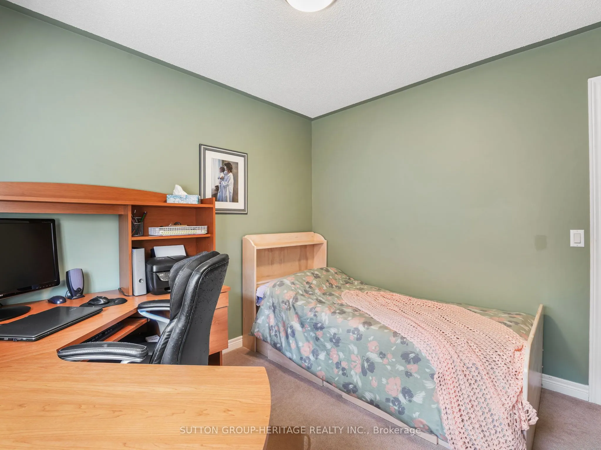 51 Annie Crescent