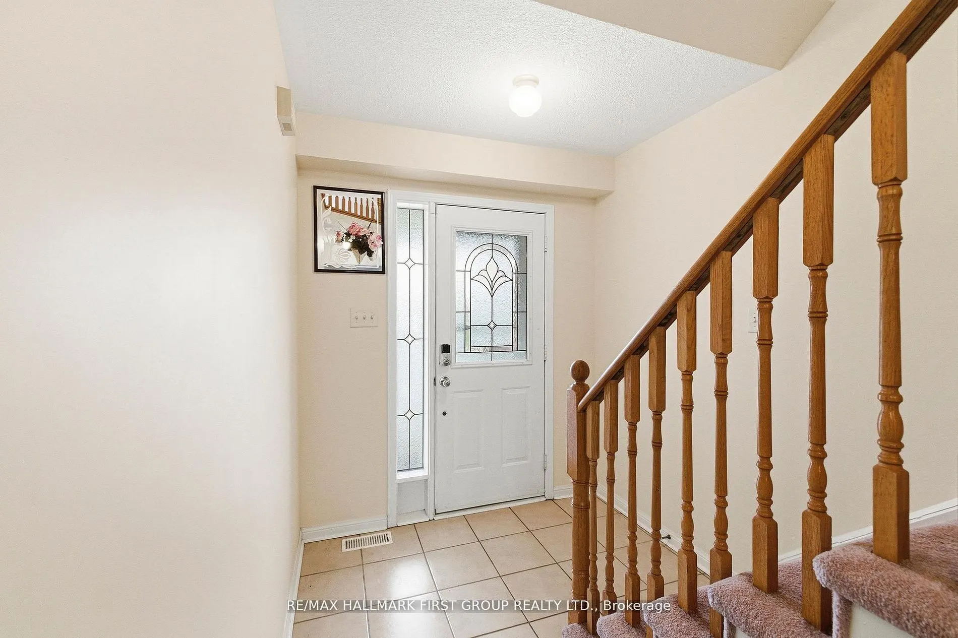 32 Samandria Avenue