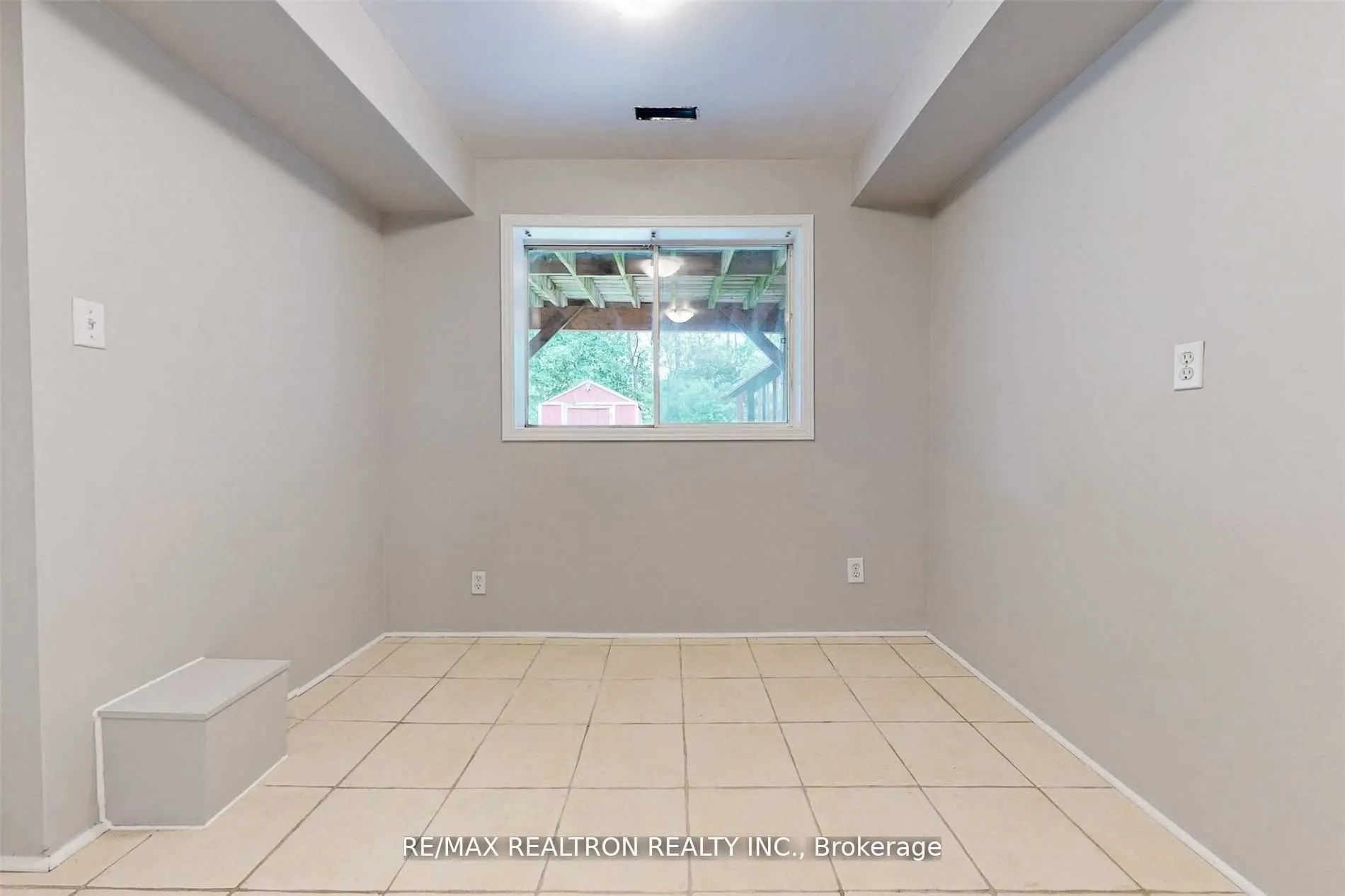 1250 Dartmoor Street ##Lower