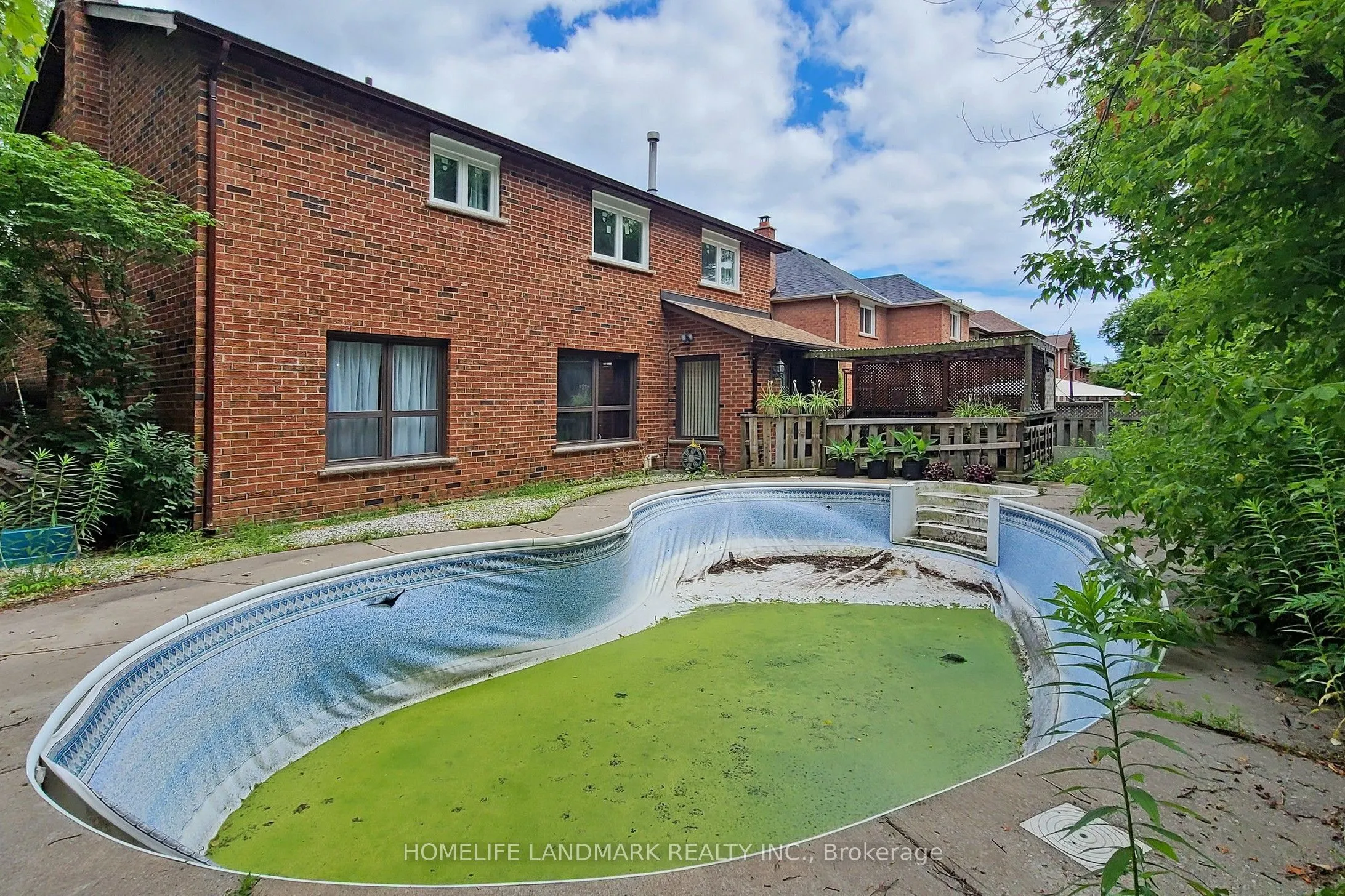 69 Windrush Trail