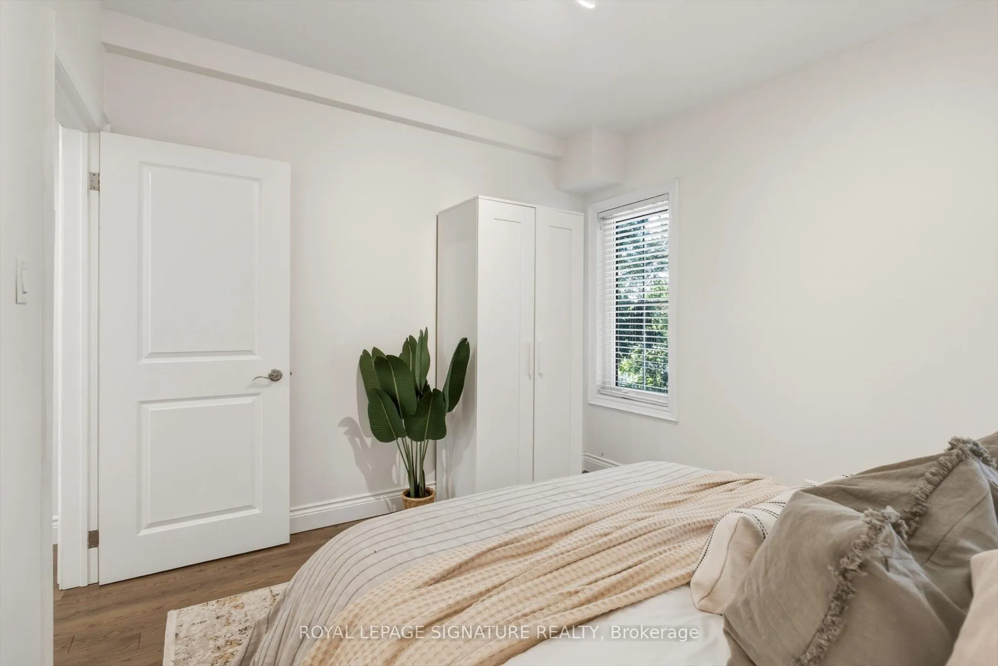 122 Holborne Avenue