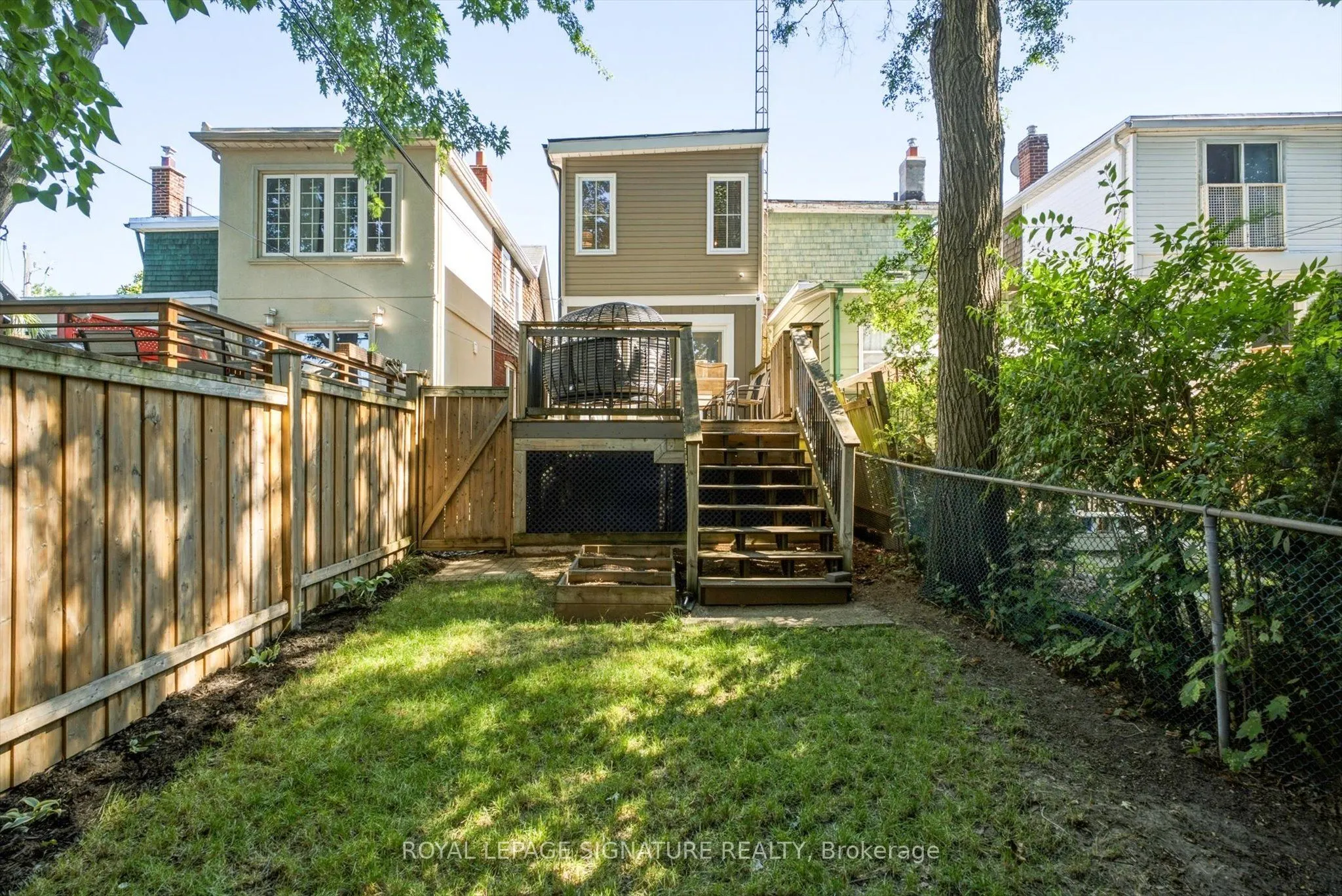122 Holborne Avenue
