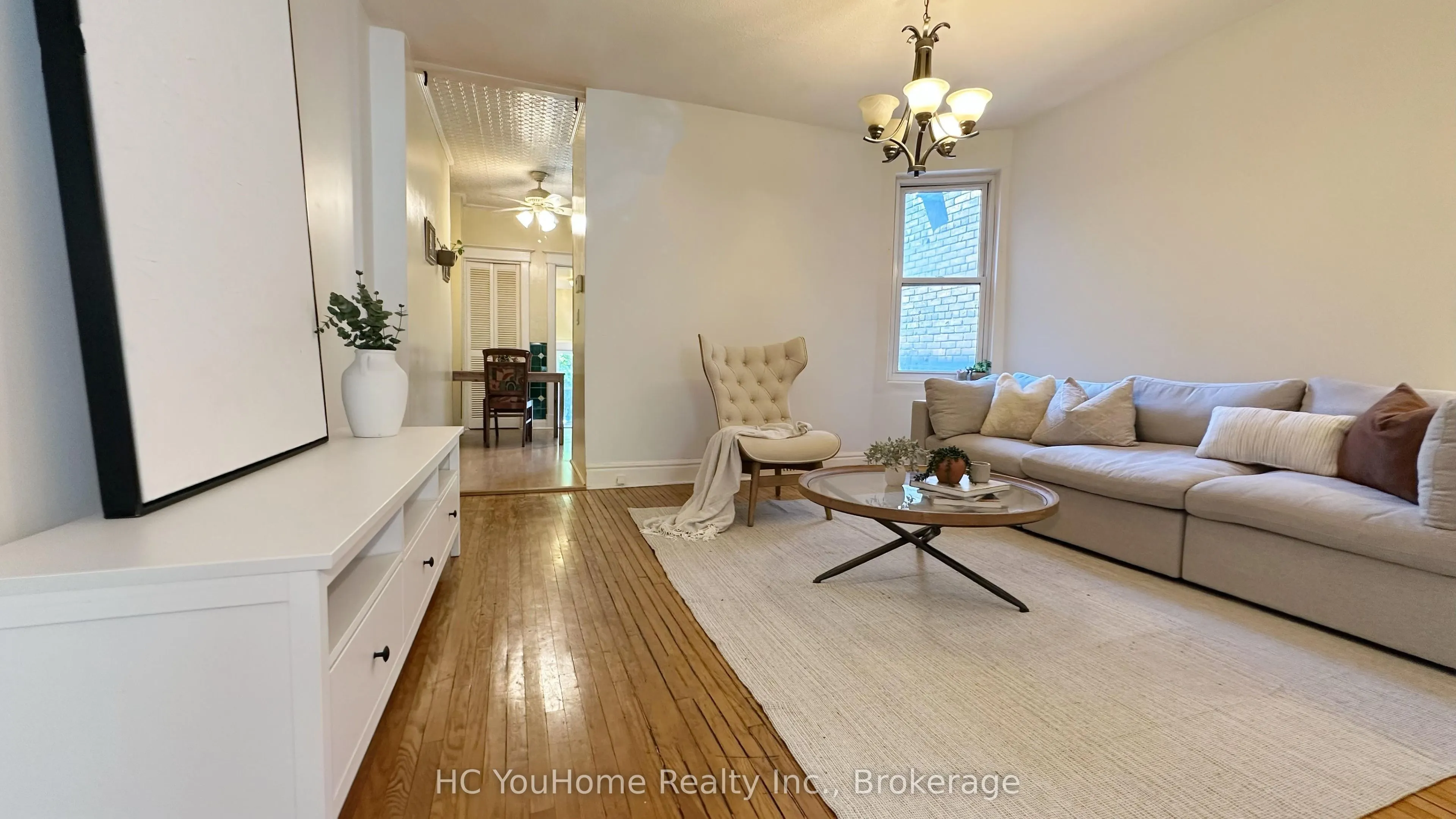 7 Badgerow Avenue