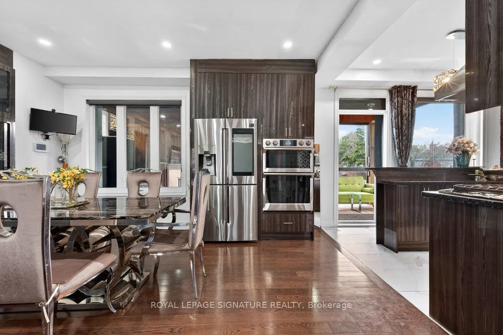 32 Cliffcrest Drive