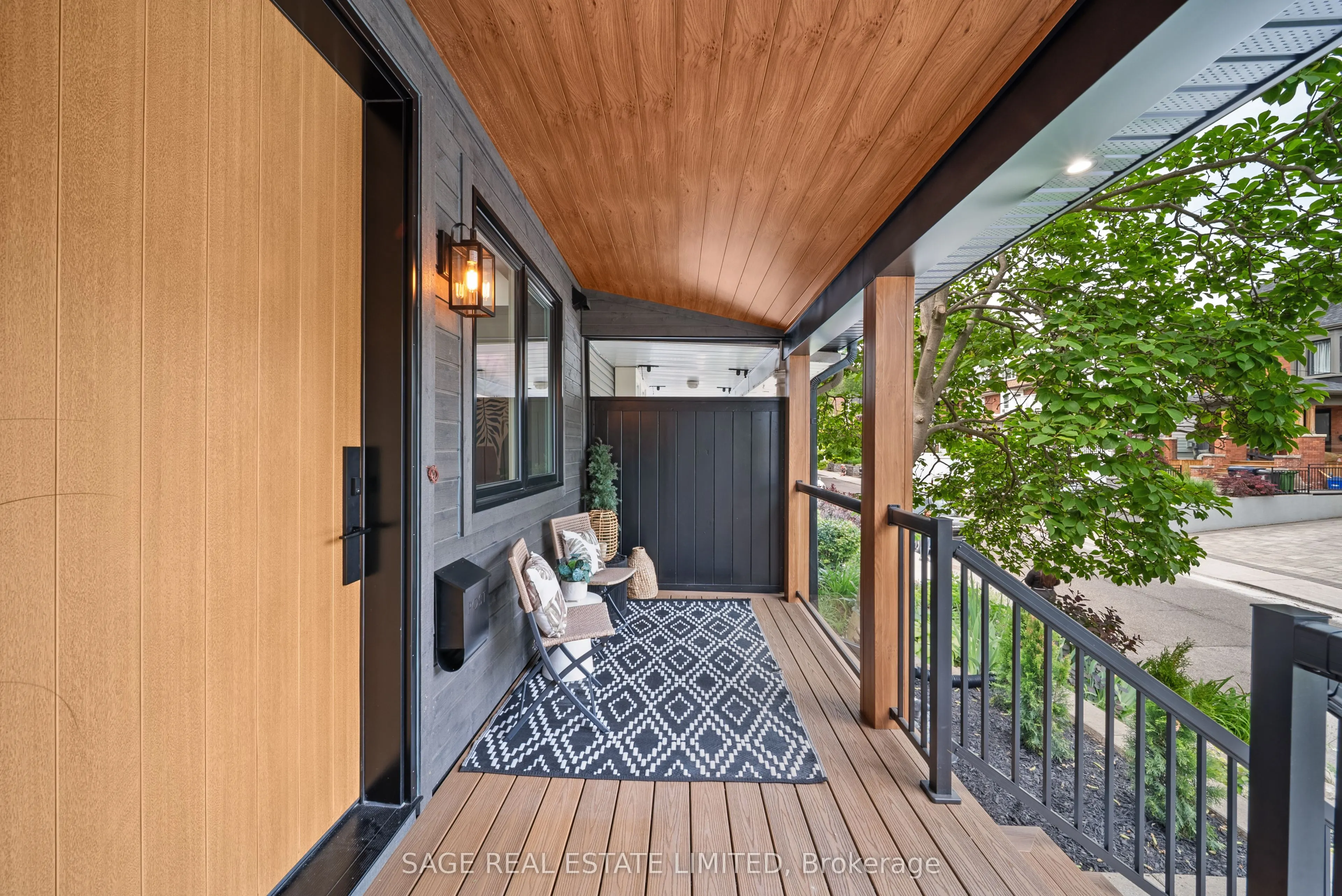 116 Lee Avenue